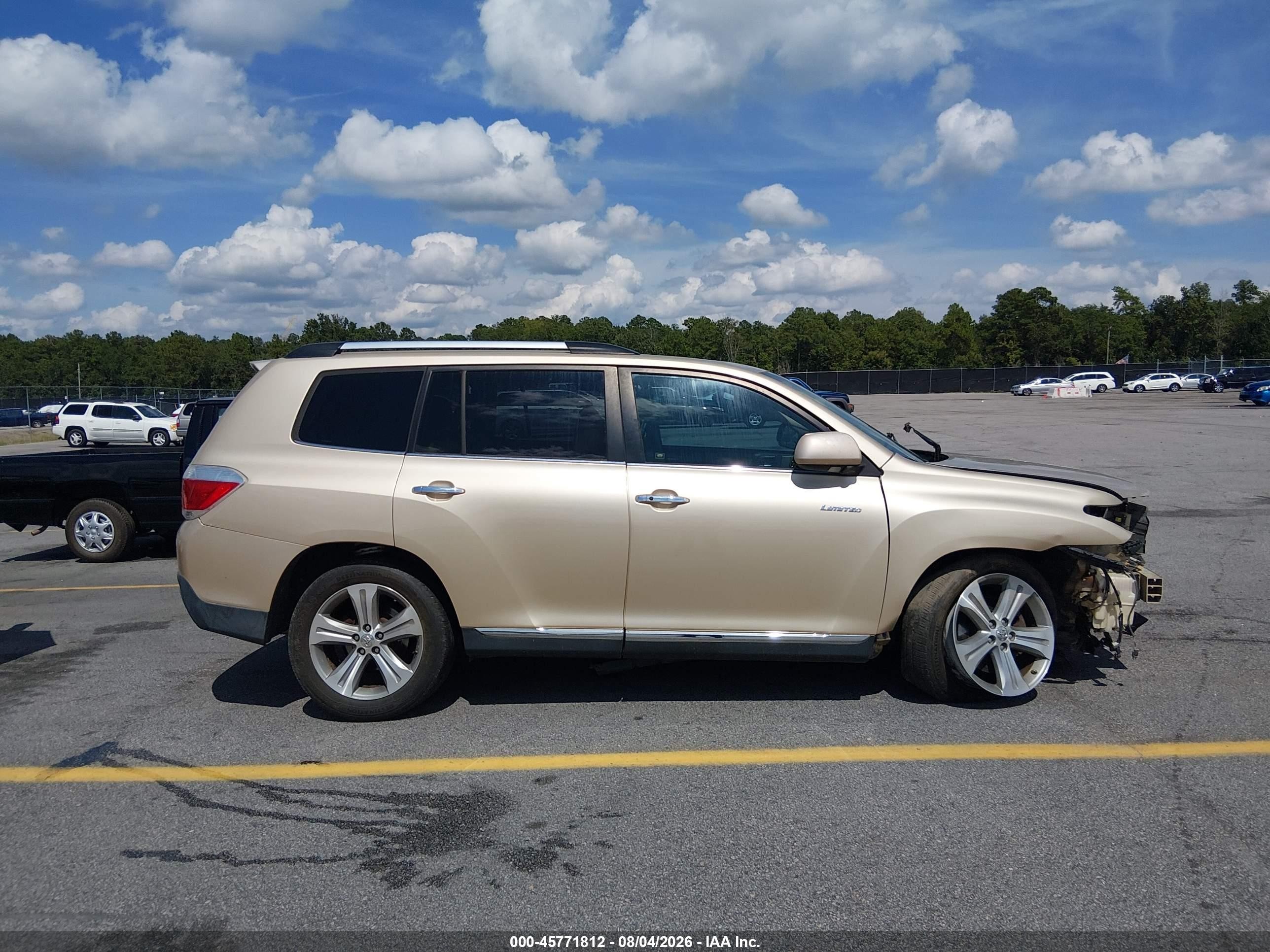 2011 Toyota Highlander Limited V6 Beige vin: 5TDYK3EHXBS034783