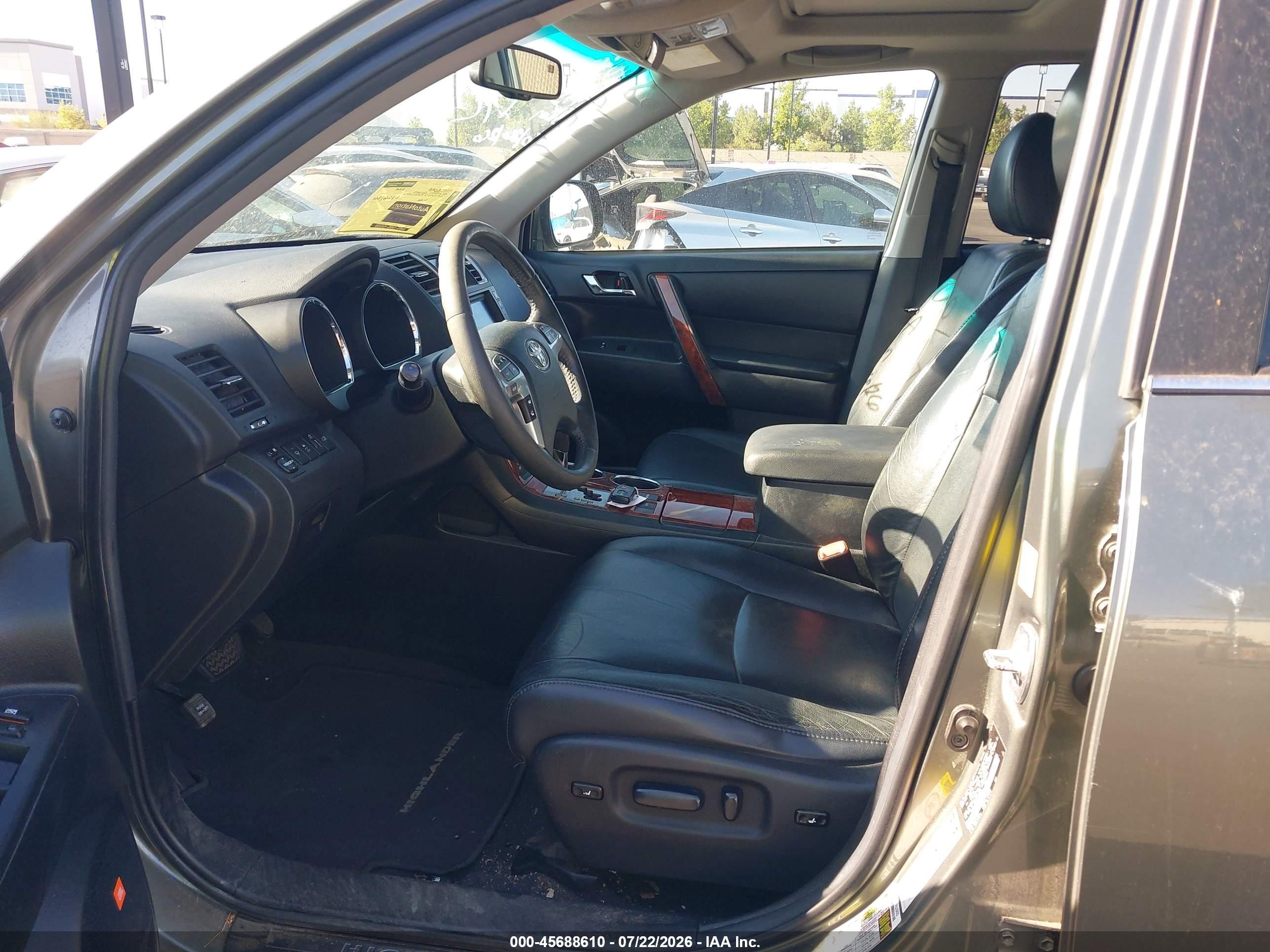 2011 Toyota Highlander Limited V6 Gray vin: 5TDYK3EHXBS040695