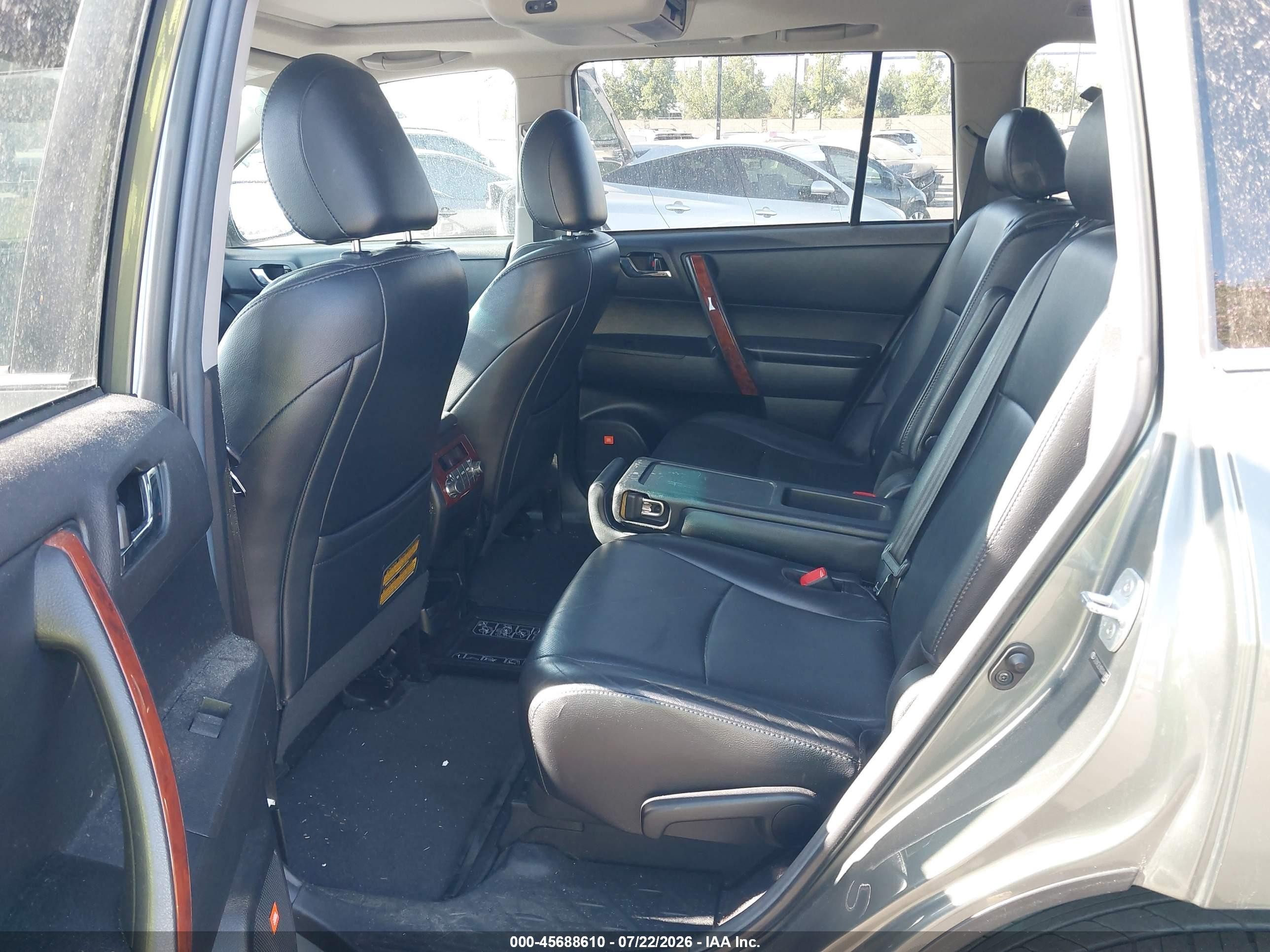 2011 Toyota Highlander Limited V6 Gray vin: 5TDYK3EHXBS040695