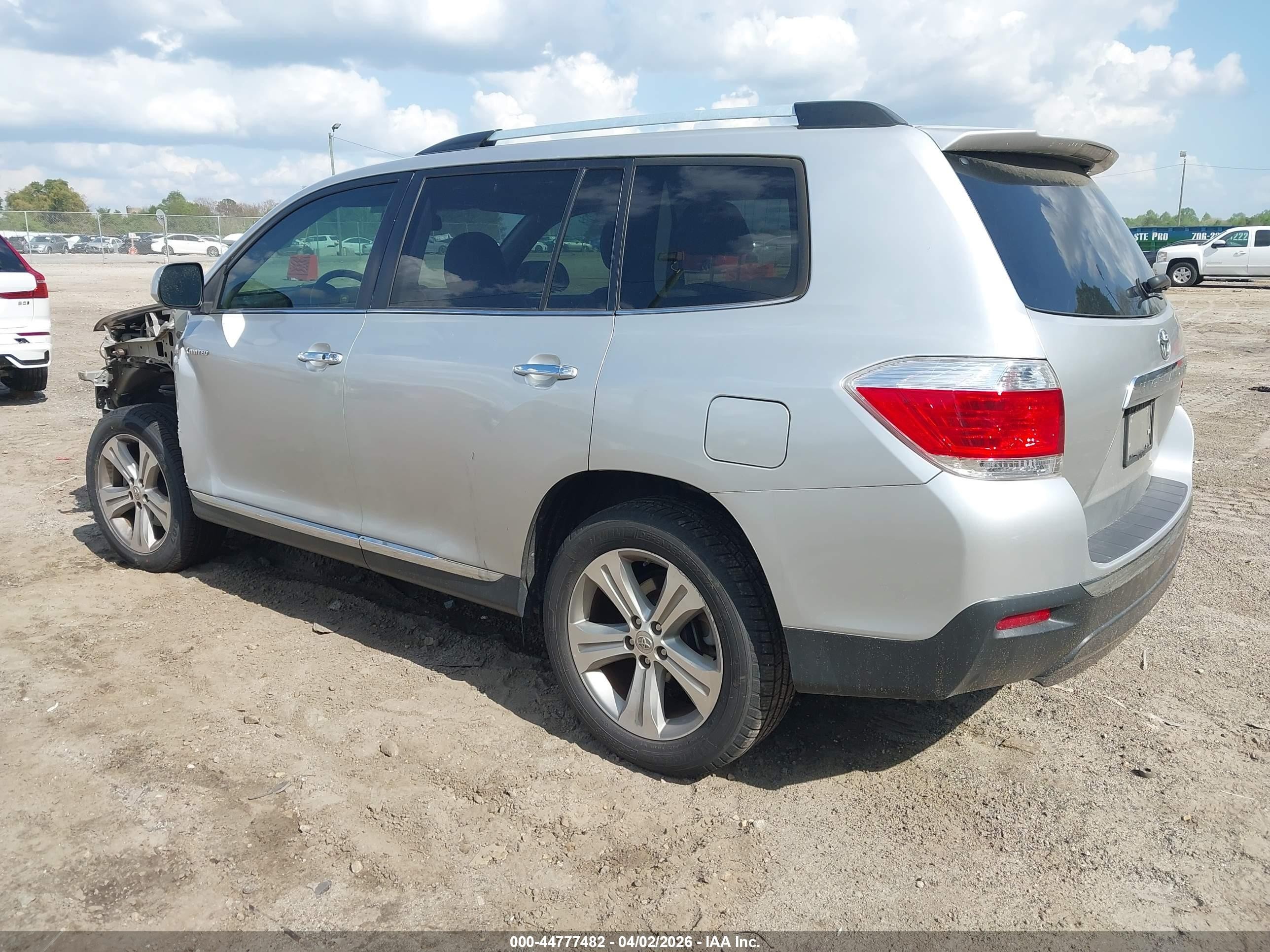2013 Toyota Highlander Limited V6 Серебряный vin: 5TDYK3EHXDS093240