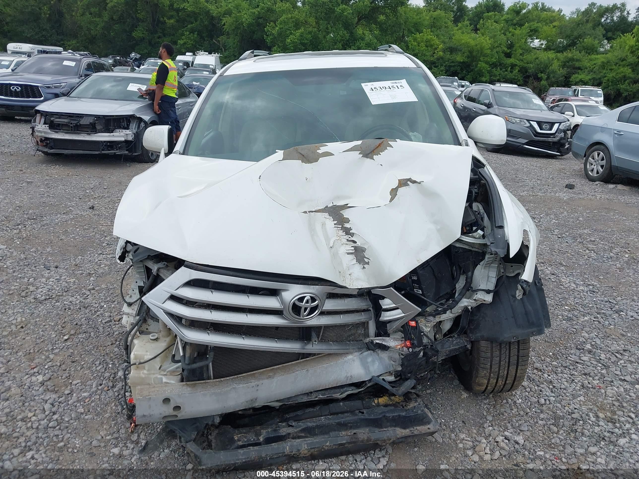 2013 Toyota Highlander Limited V6 White vin: 5TDYK3EHXDS108206