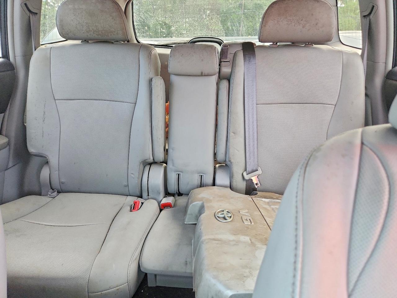 2013 Toyota Highlander Серебряный vin: 5TDYK3EHXDS129878