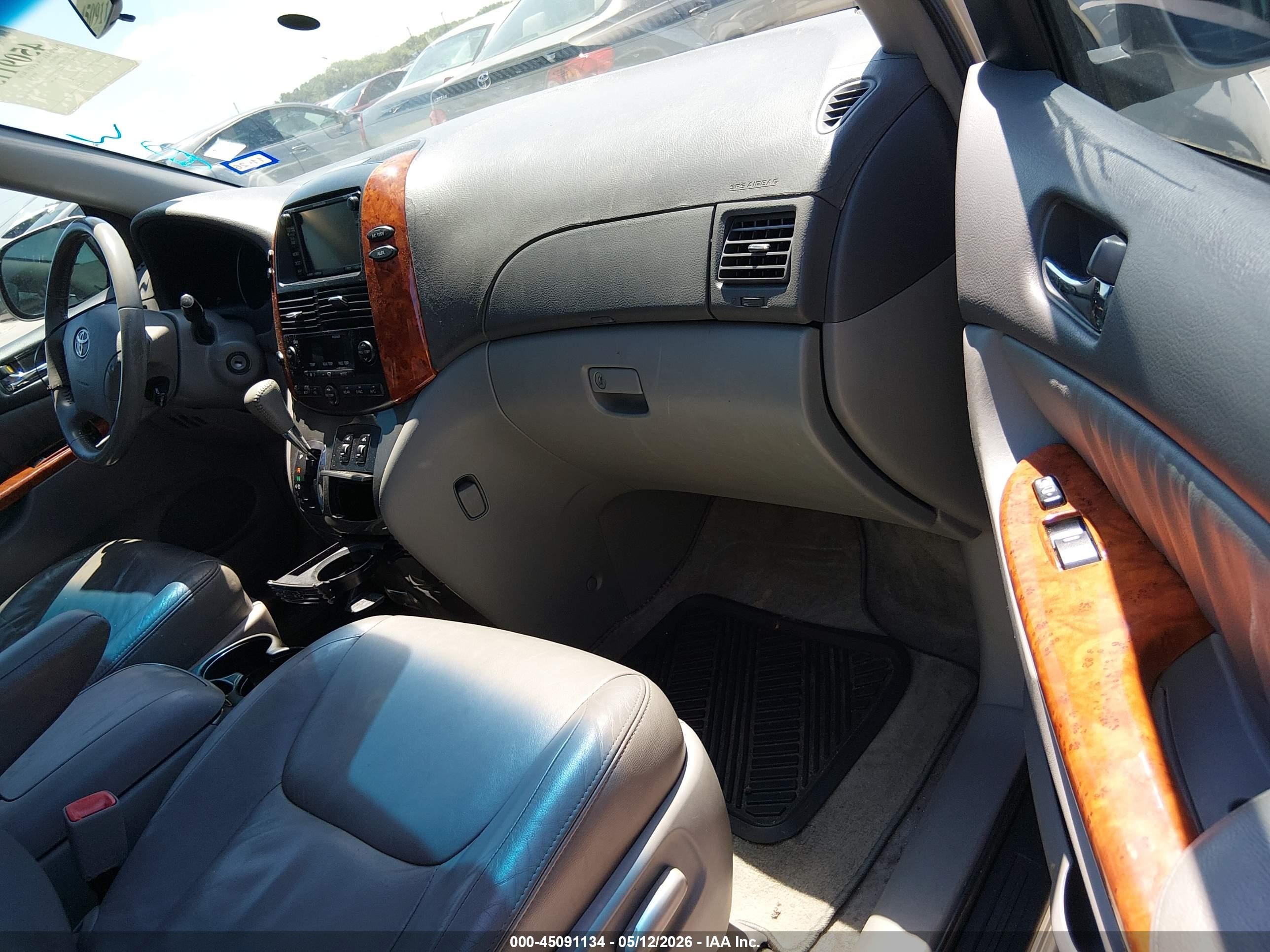 2010 Toyota Sienna Xle Gray vin: 5TDYK4CC0AS294685