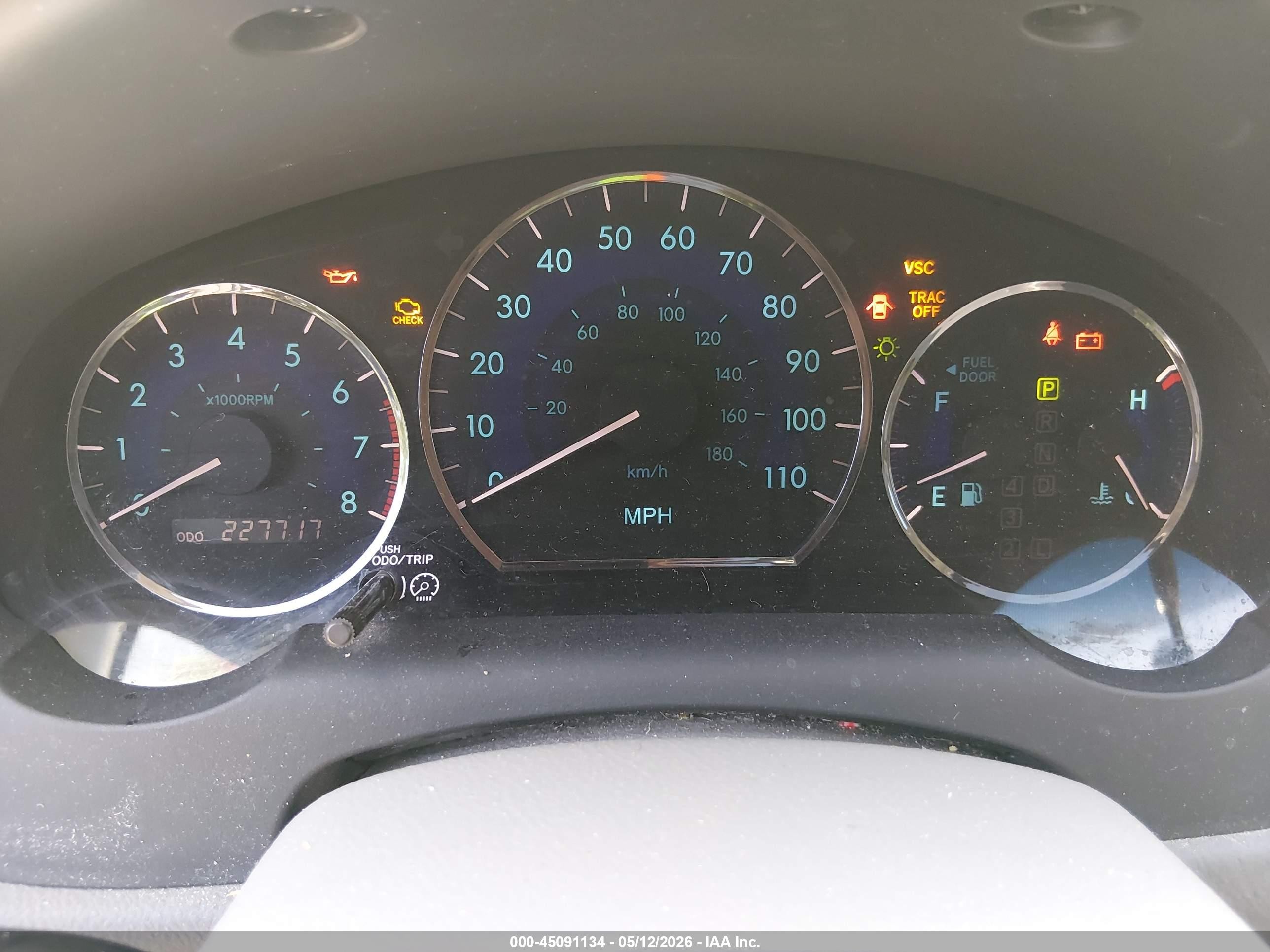 2010 Toyota Sienna Xle Gray vin: 5TDYK4CC0AS294685