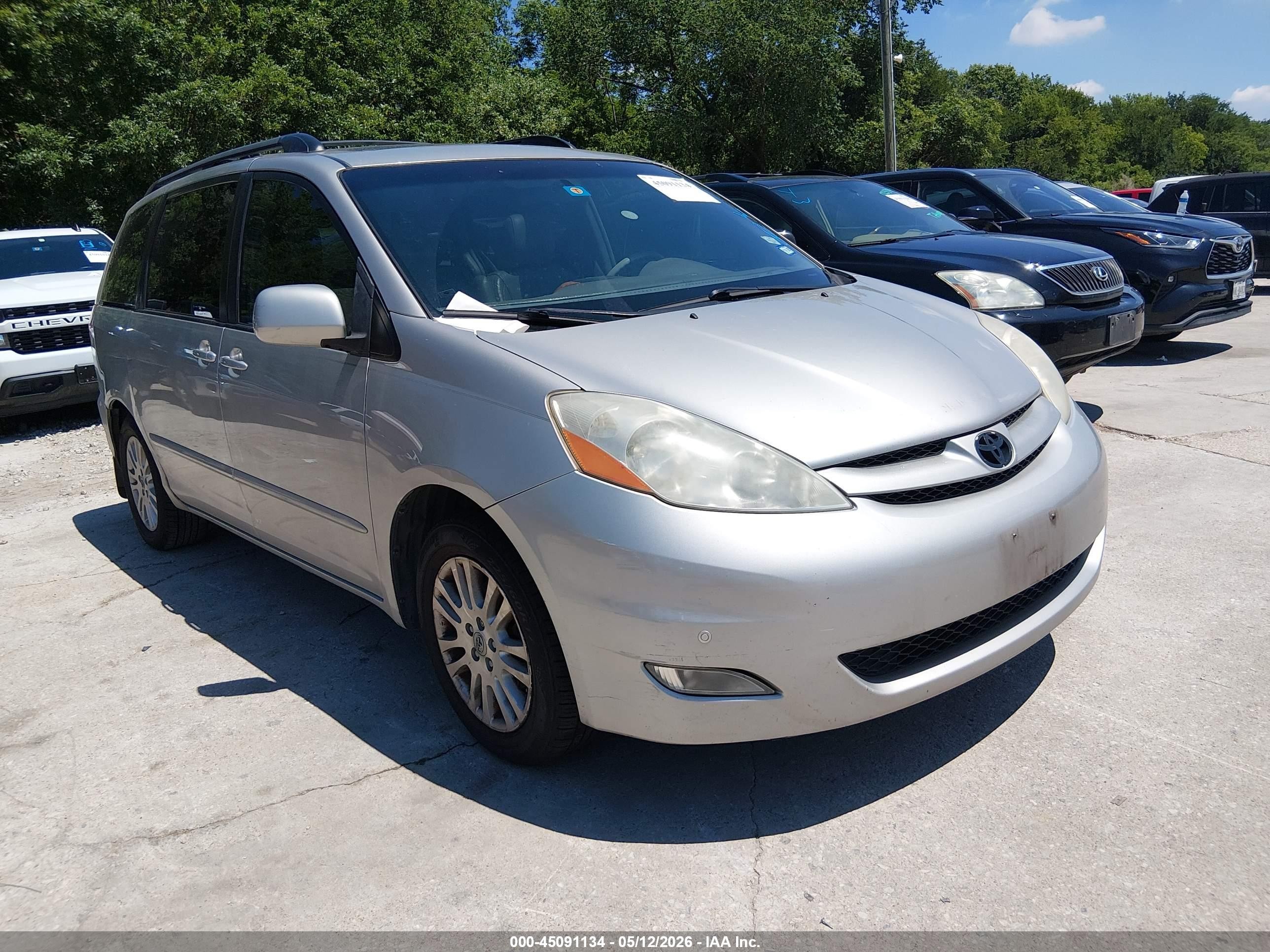 2010 Toyota Sienna Xle Gray vin: 5TDYK4CC0AS294685