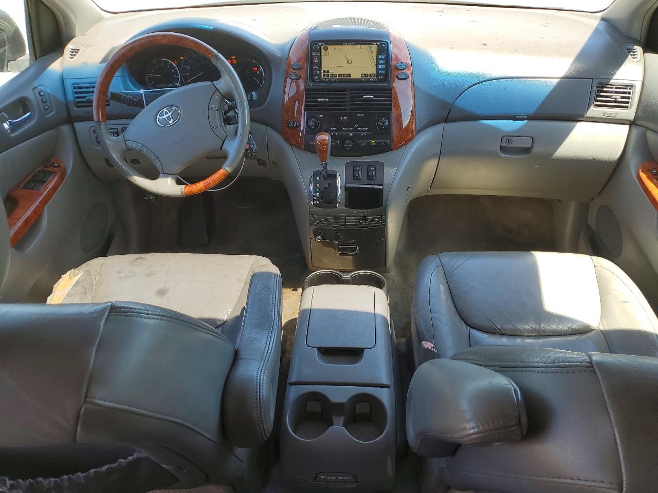 2010 Toyota Sienna Xle Limited Gray vin: 5TDYK4CC0AS298039