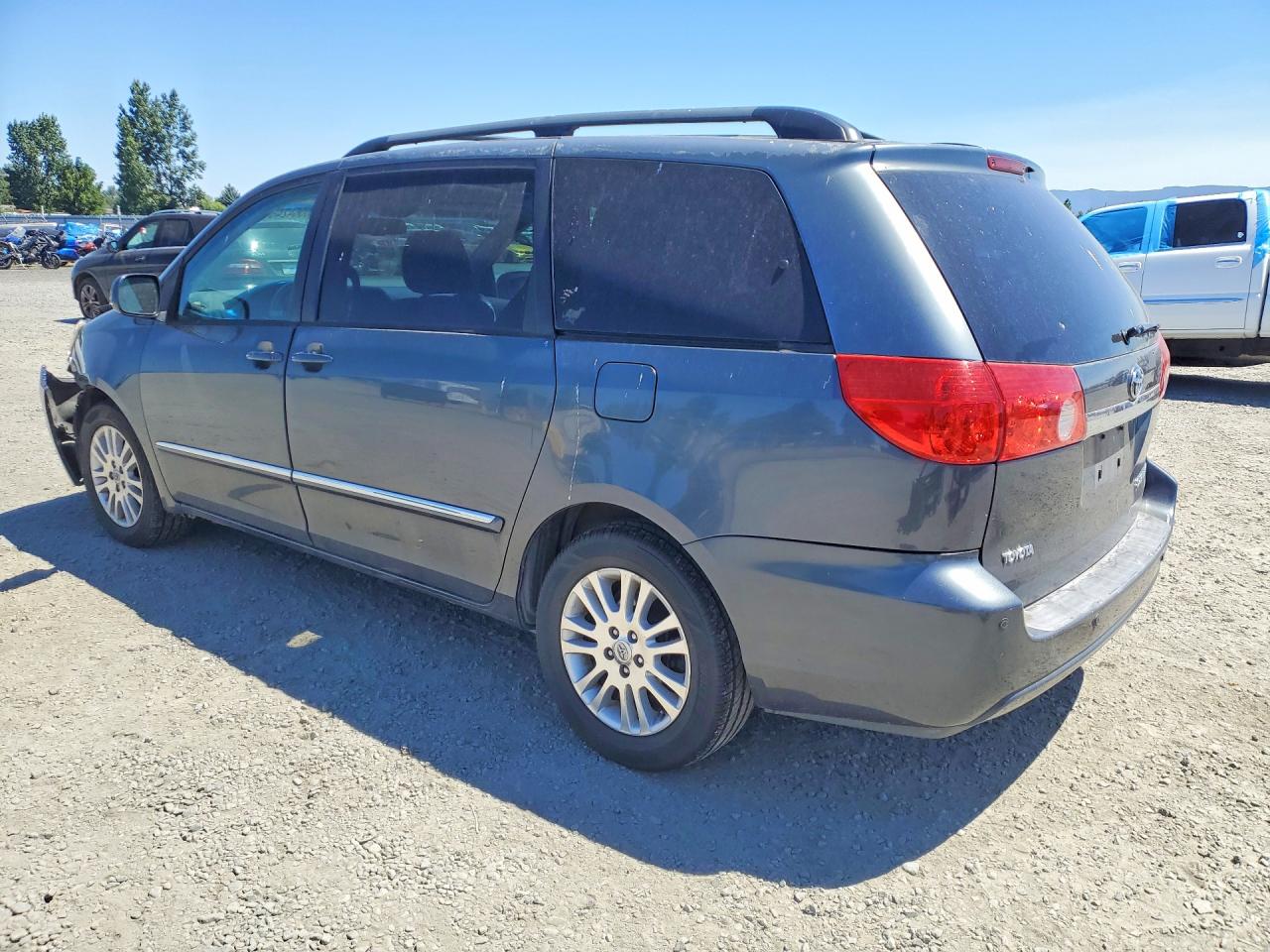 2010 Toyota Sienna Xle Limited Gray vin: 5TDYK4CC0AS298039