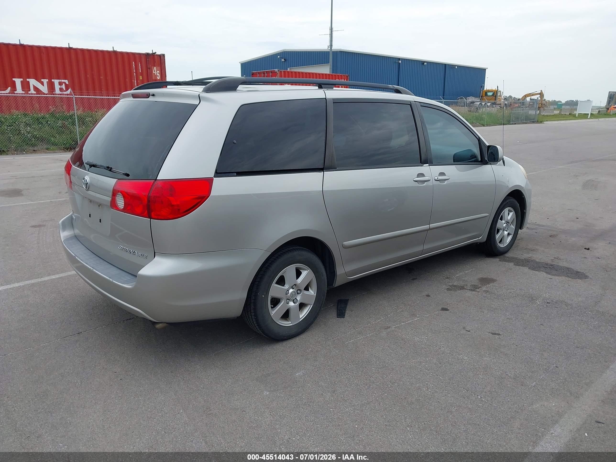 2010 Toyota Sienna Xle Tan vin: 5TDYK4CC0AS309069