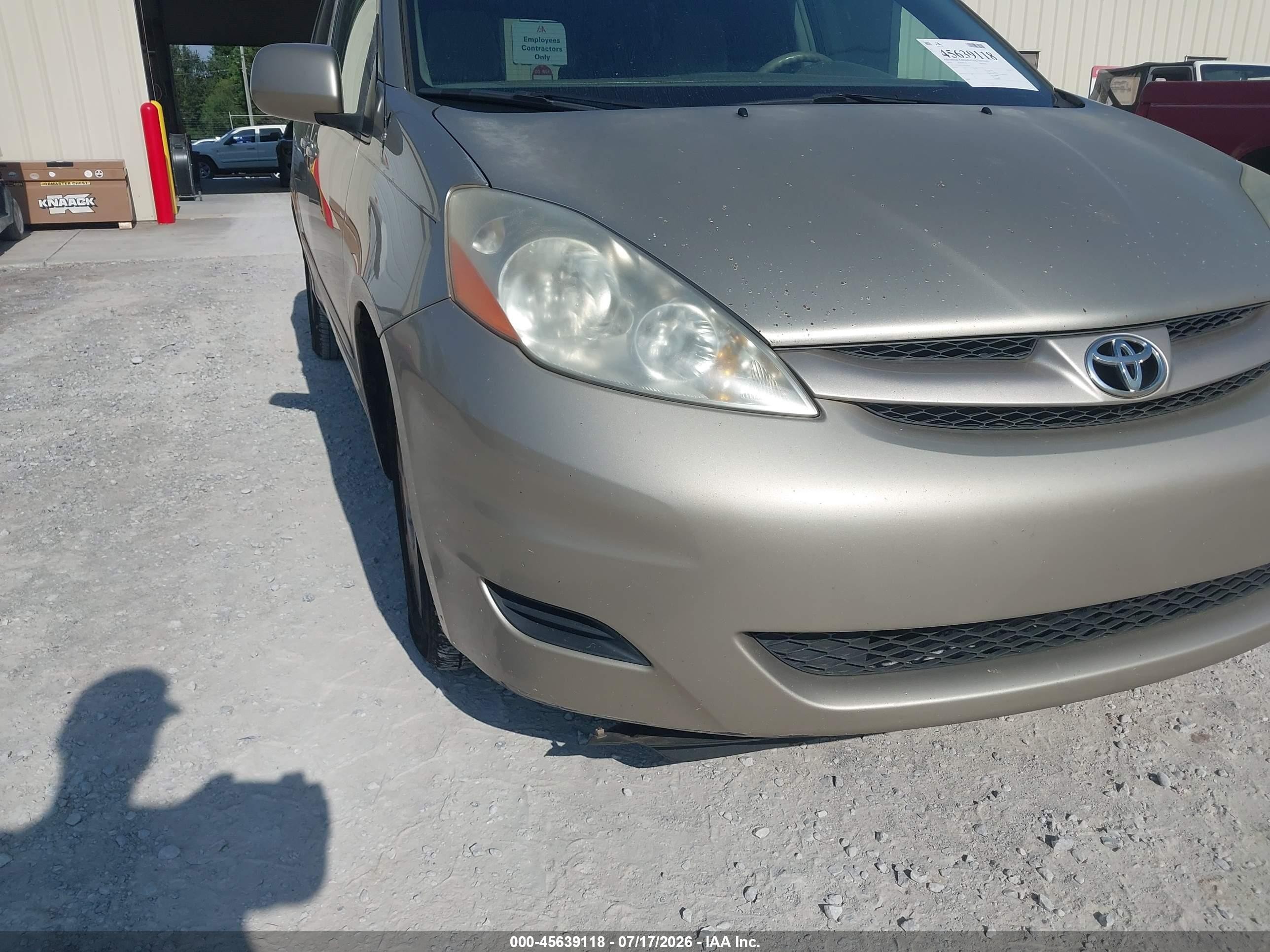 2010 Toyota Sienna Xle Beige vin: 5TDYK4CC0AS318130