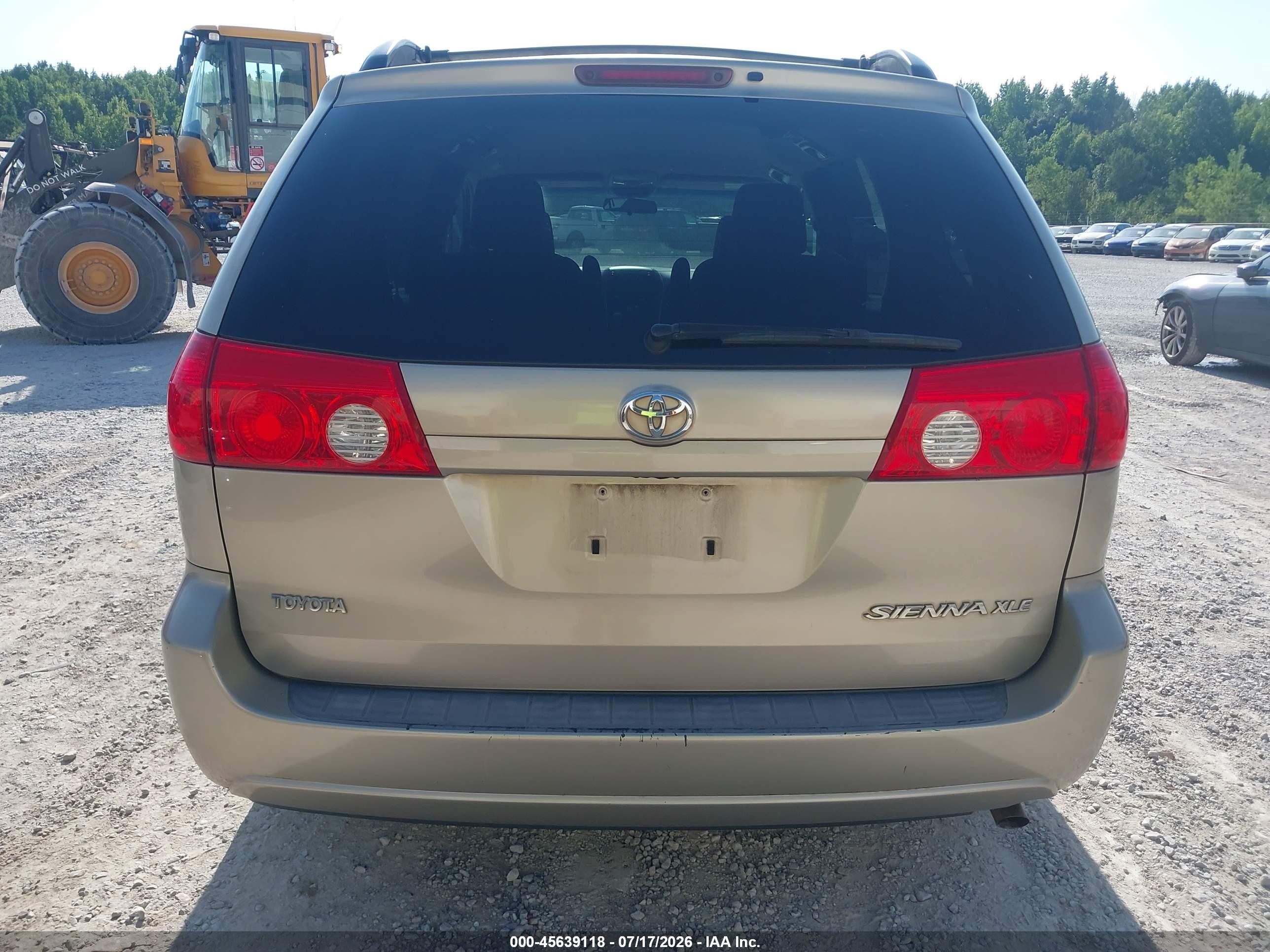 2010 Toyota Sienna Xle Beige vin: 5TDYK4CC0AS318130