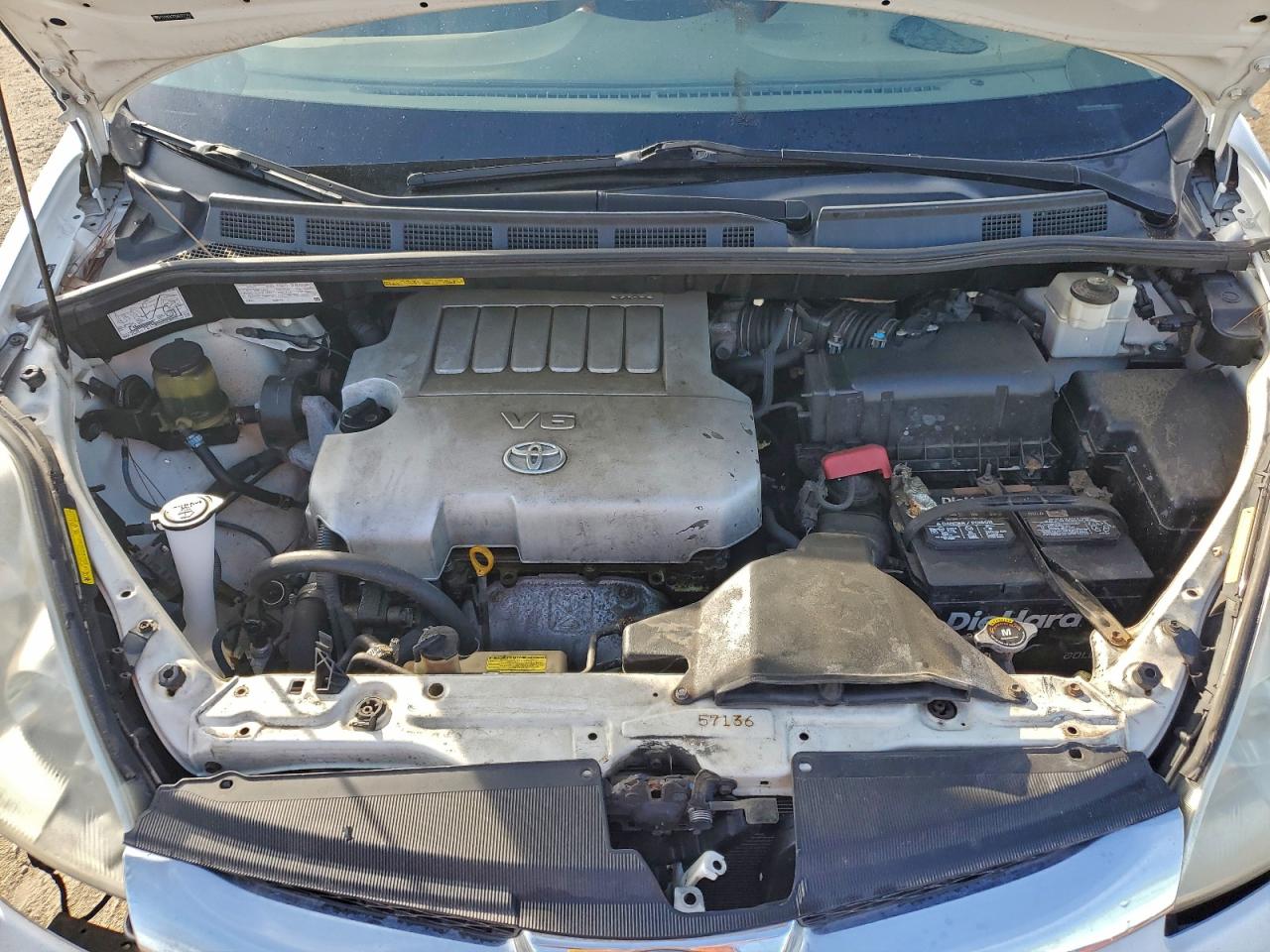 2010 Toyota Sienna Xle White vin: 5TDYK4CC0AS327250