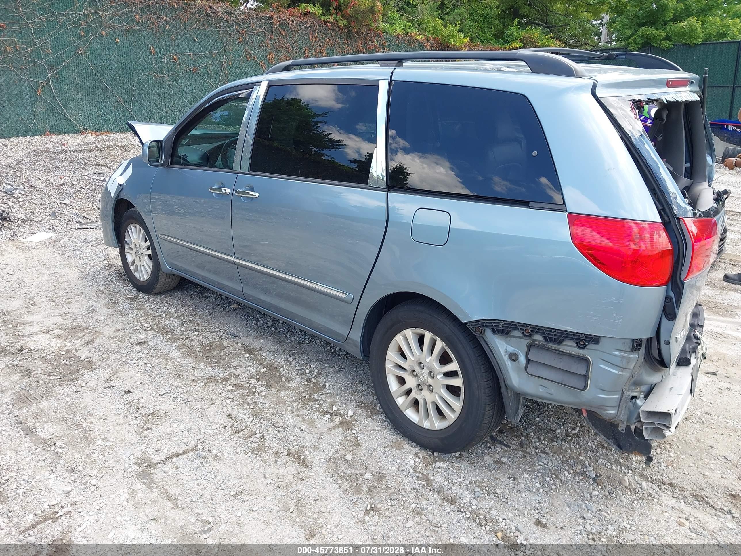2010 Toyota Sienna Limited Blue vin: 5TDYK4CC0AS332125