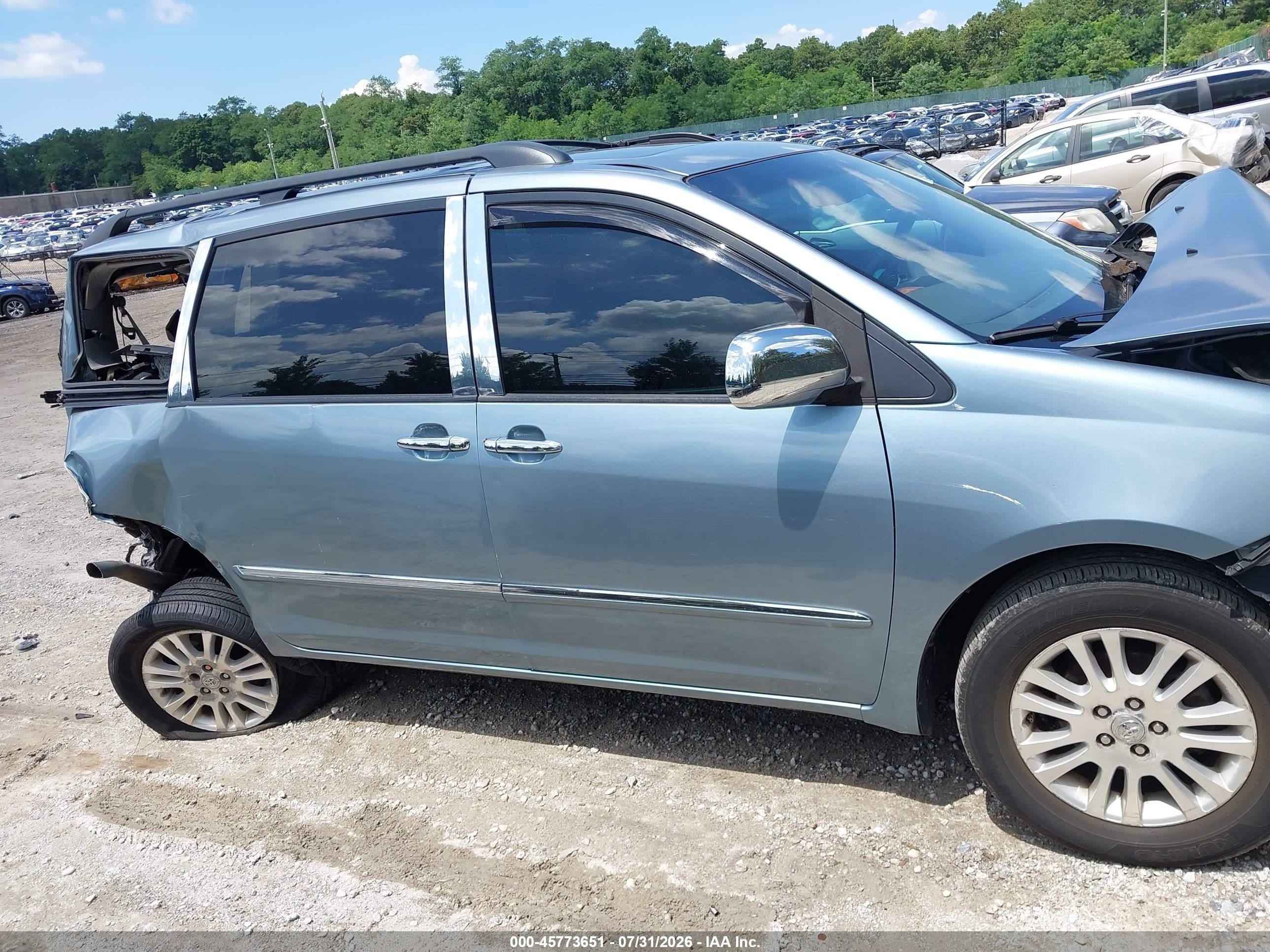 2010 Toyota Sienna Limited Blue vin: 5TDYK4CC0AS332125