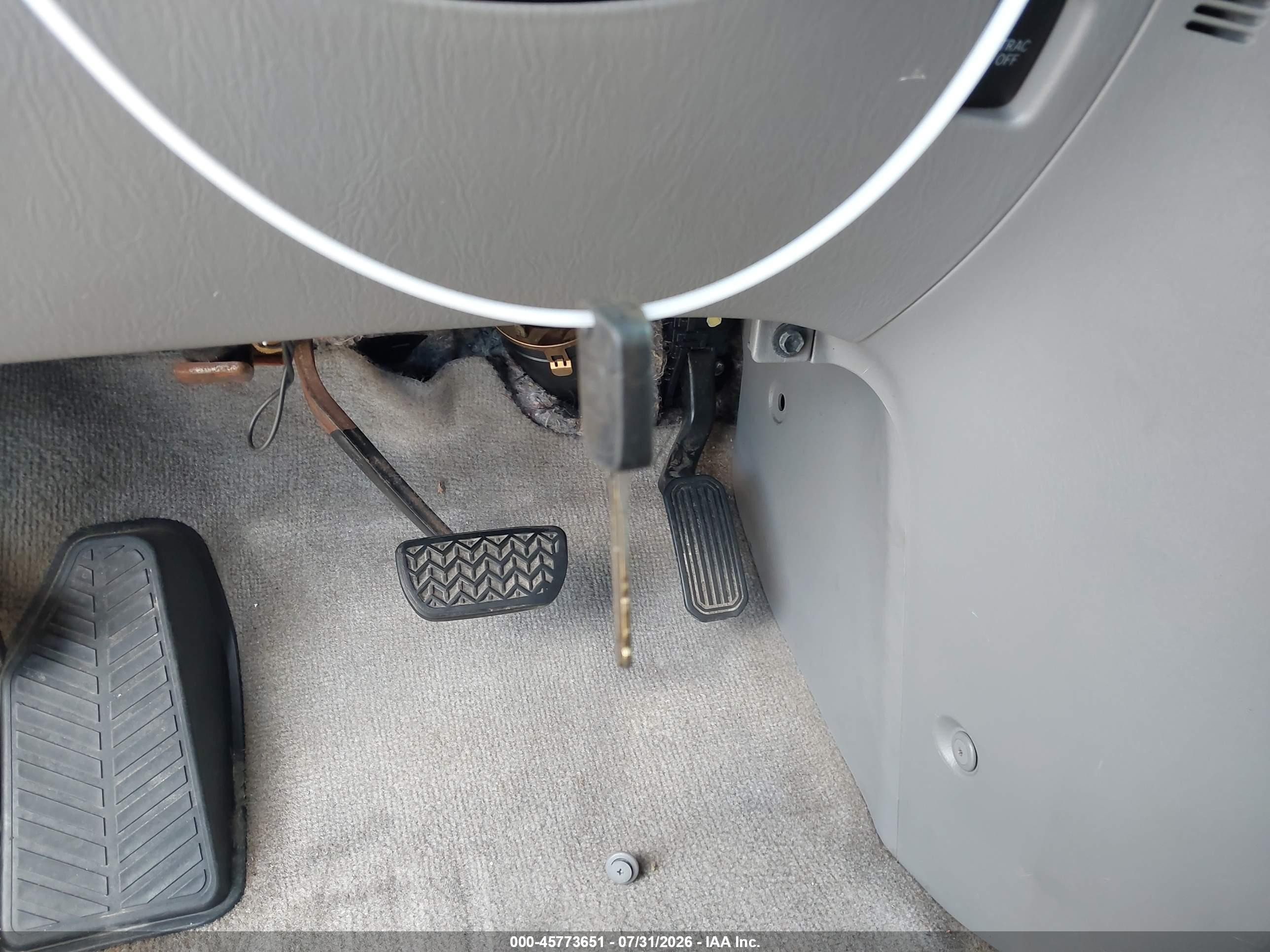 2010 Toyota Sienna Limited Blue vin: 5TDYK4CC0AS332125