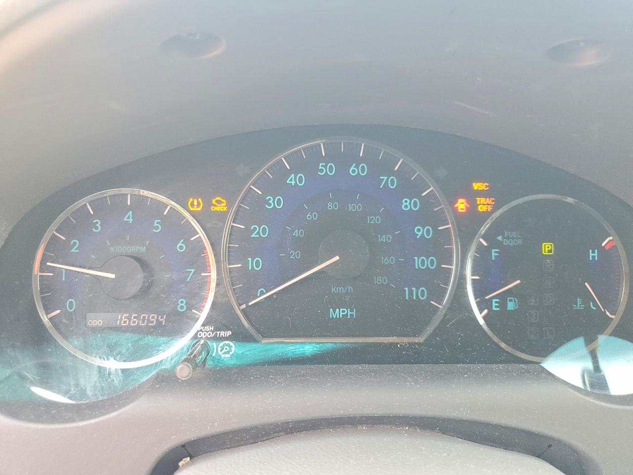 2010 Toyota Sienna Xle Silver vin: 5TDYK4CC0AS334375
