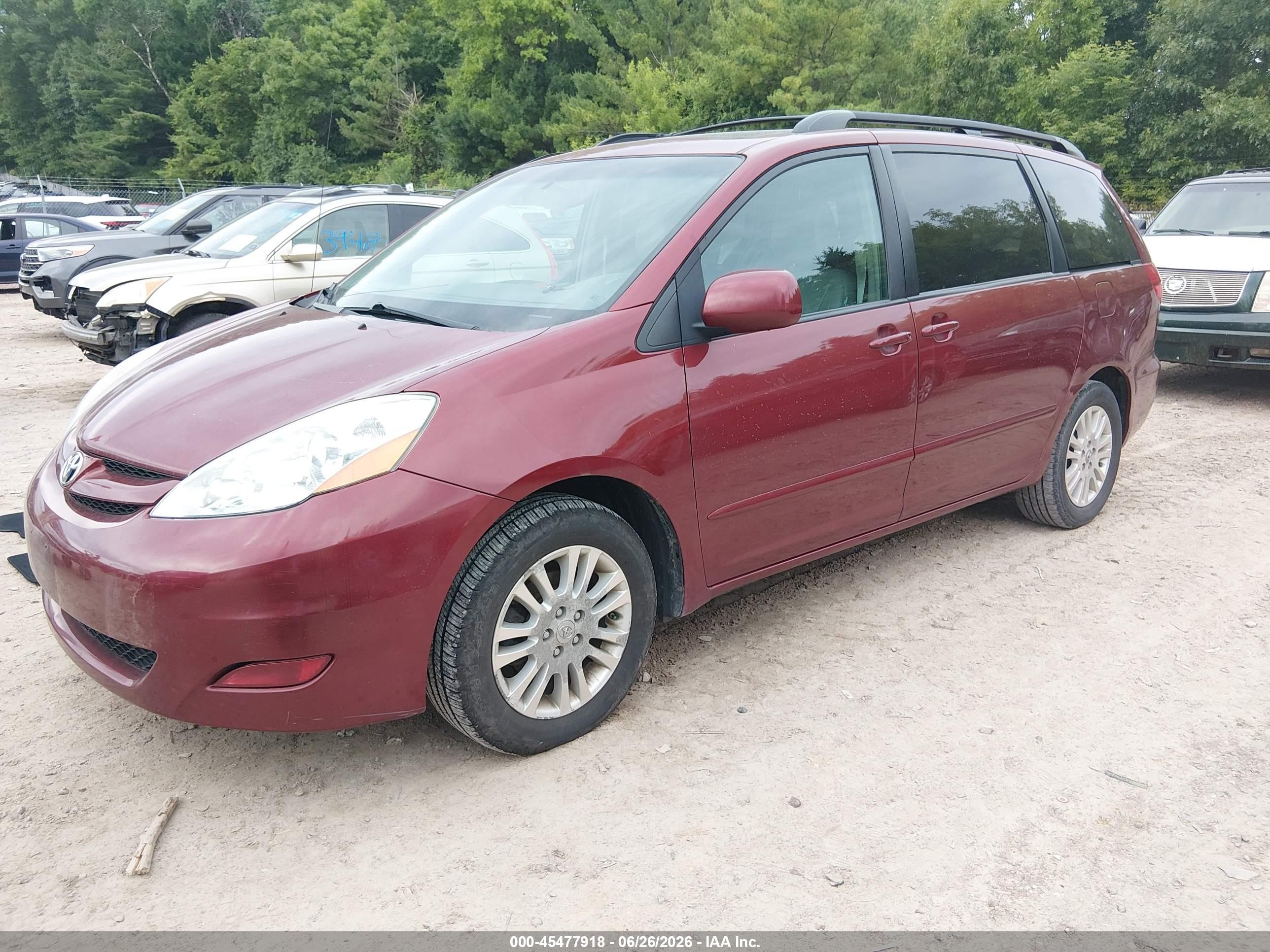 2010 Toyota Sienna Xle Maroon vin: 5TDYK4CC1AS304138