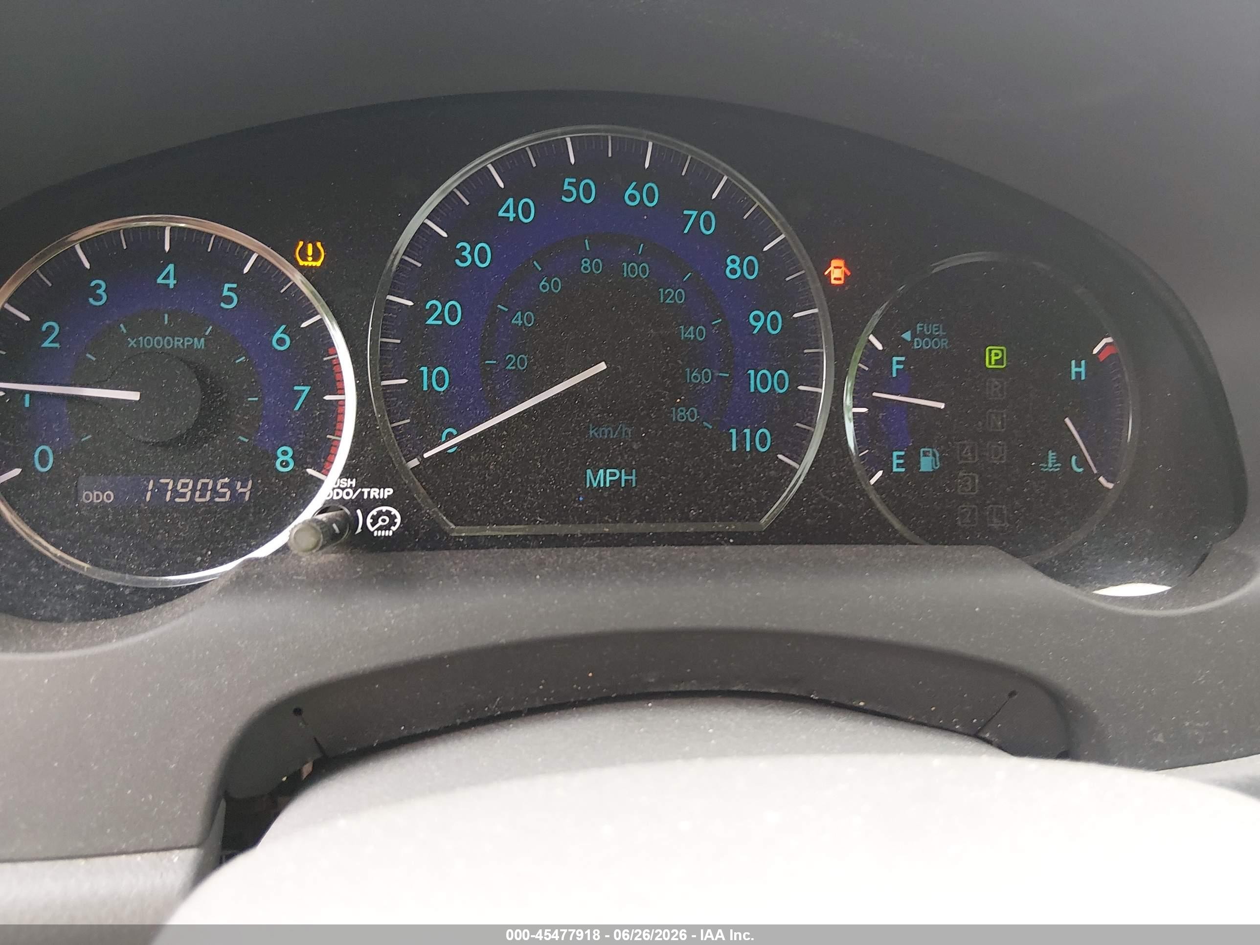 2010 Toyota Sienna Xle Maroon vin: 5TDYK4CC1AS304138