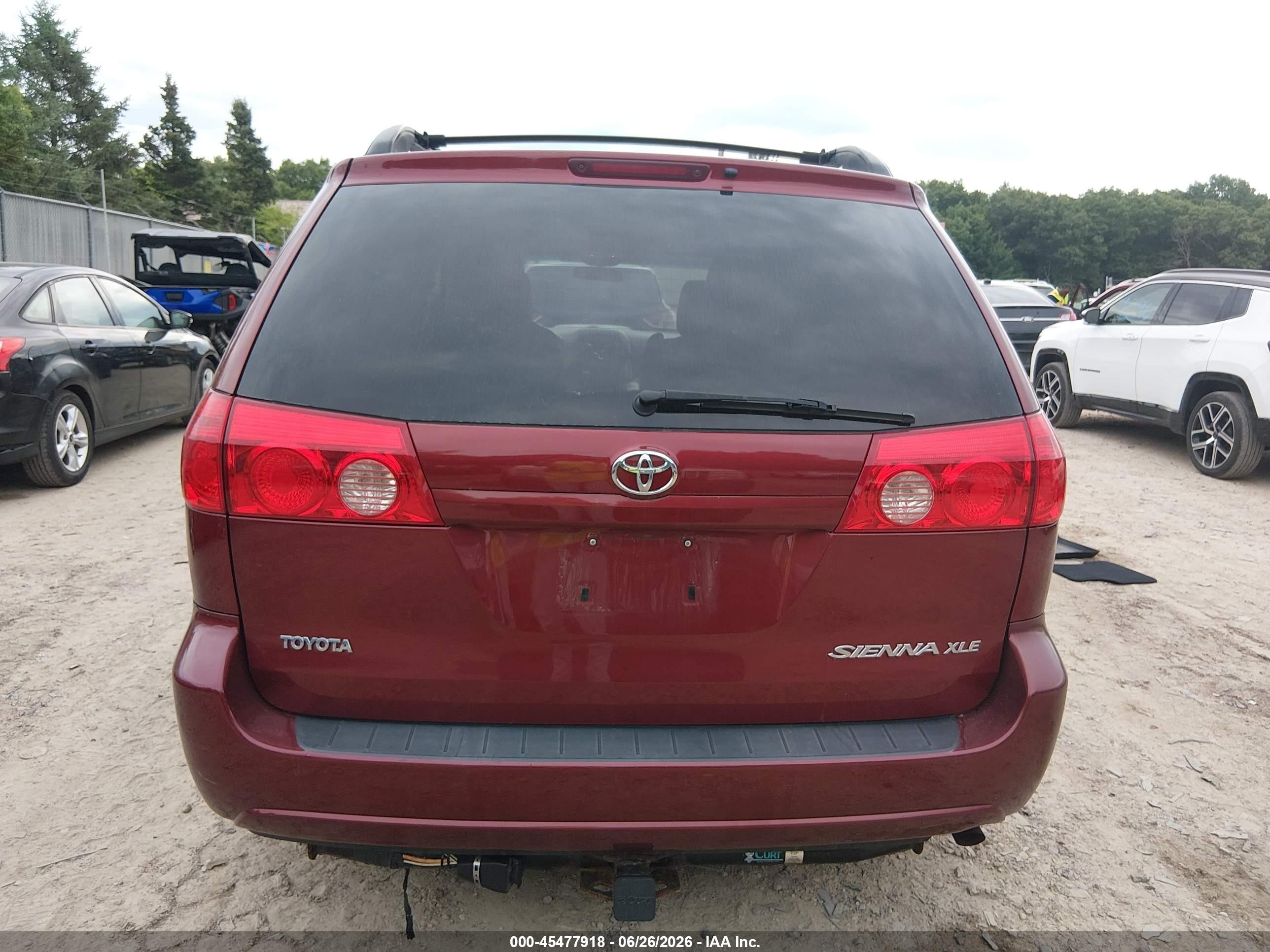 2010 Toyota Sienna Xle Maroon vin: 5TDYK4CC1AS304138