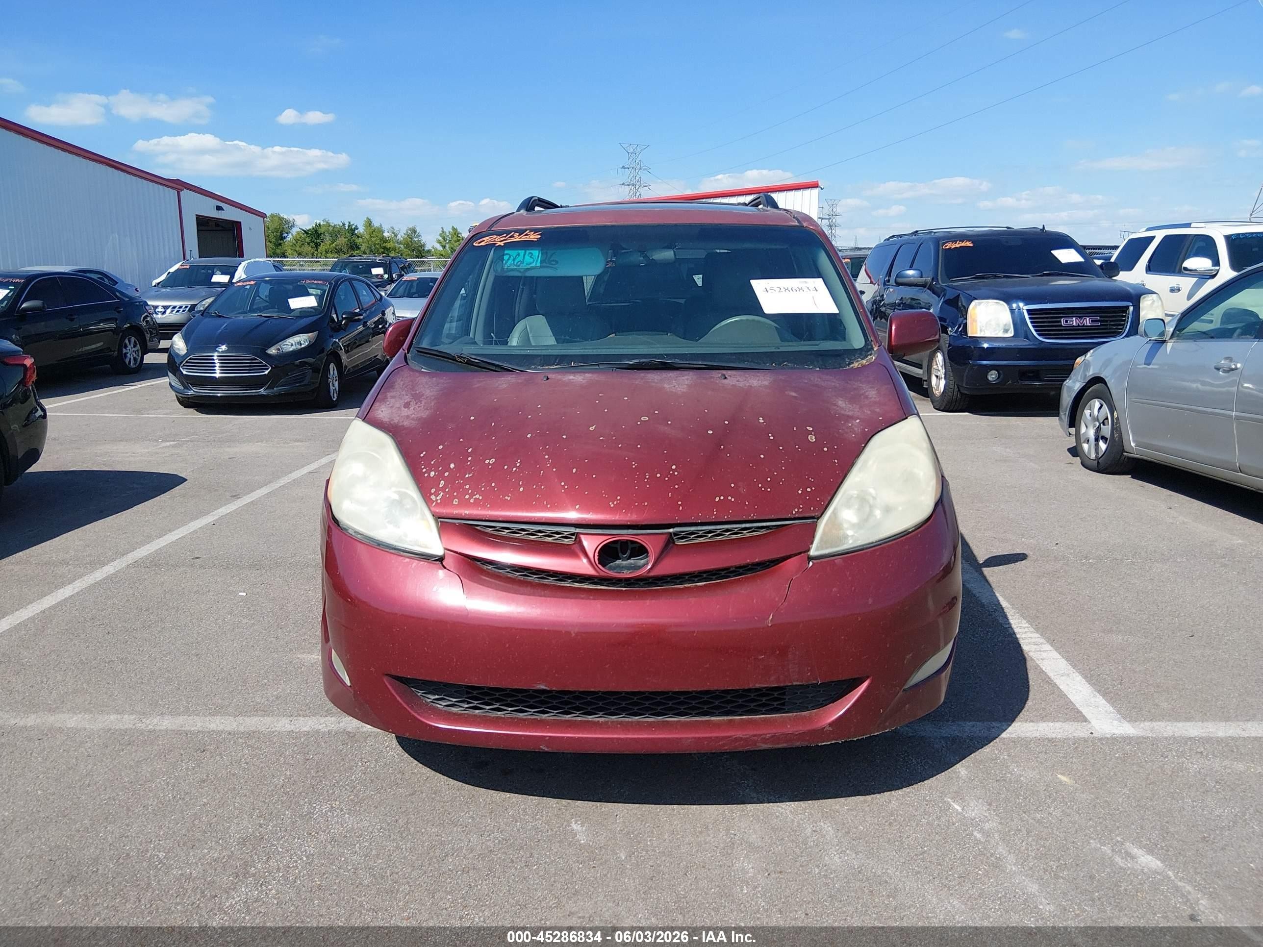 2010 Toyota Sienna Xle Red vin: 5TDYK4CC1AS332991