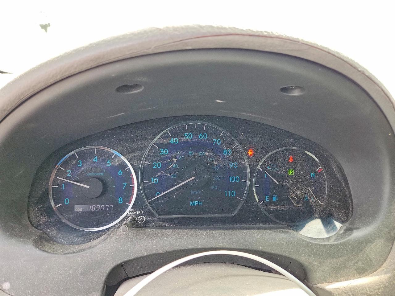 2010 Toyota Sienna Xle Silver vin: 5TDYK4CC2AS295434