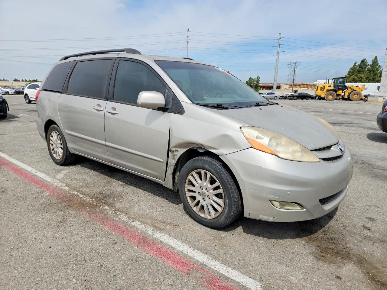 2010 Toyota Sienna Xle Silver vin: 5TDYK4CC2AS295434