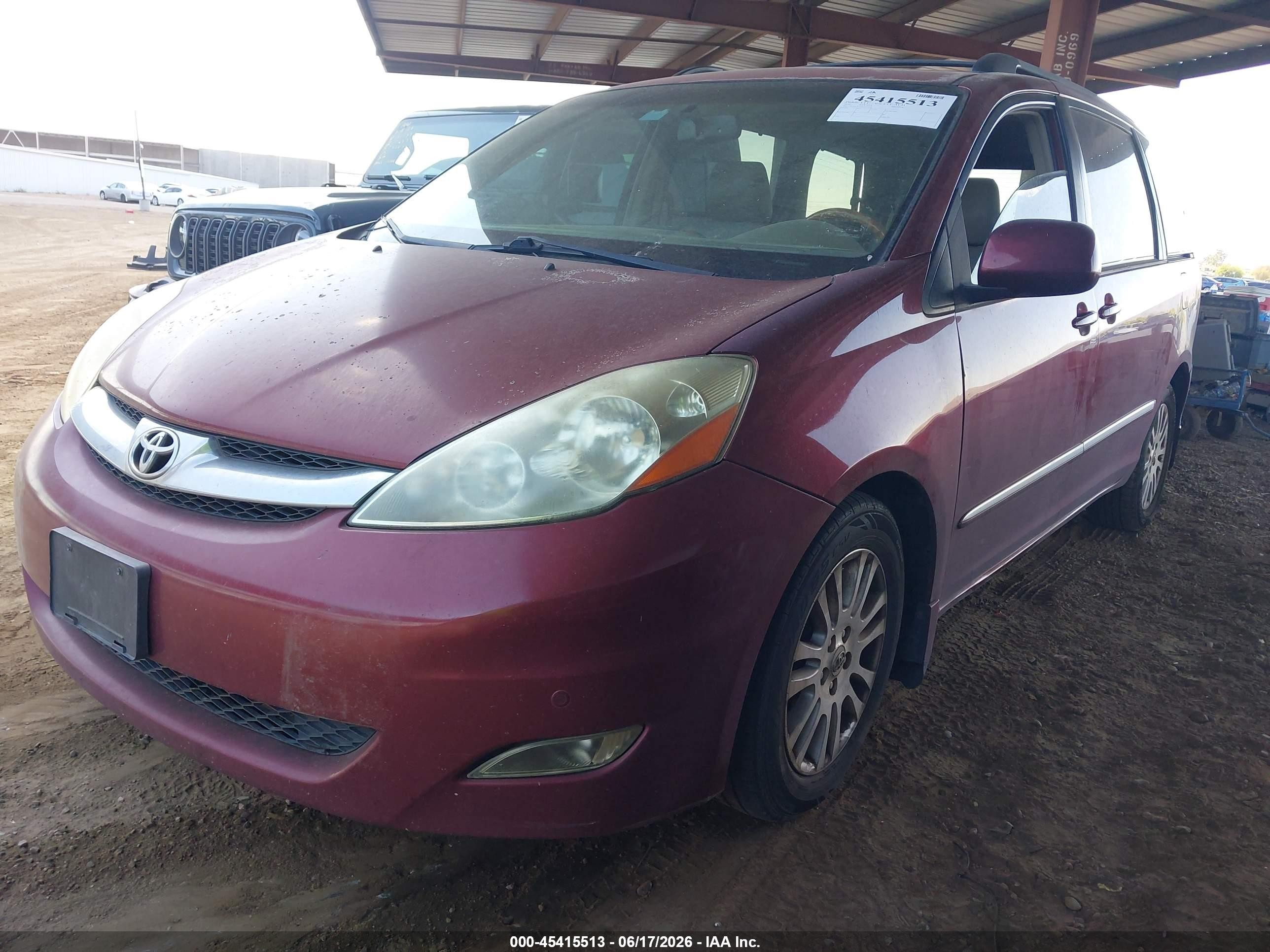 2010 Toyota Sienna Limited Maroon vin: 5TDYK4CC2AS313558