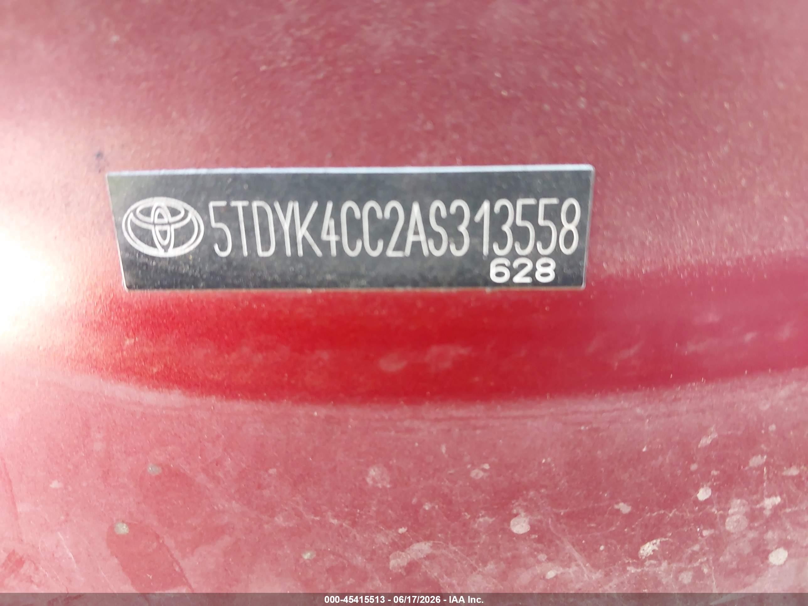 2010 Toyota Sienna Limited Maroon vin: 5TDYK4CC2AS313558