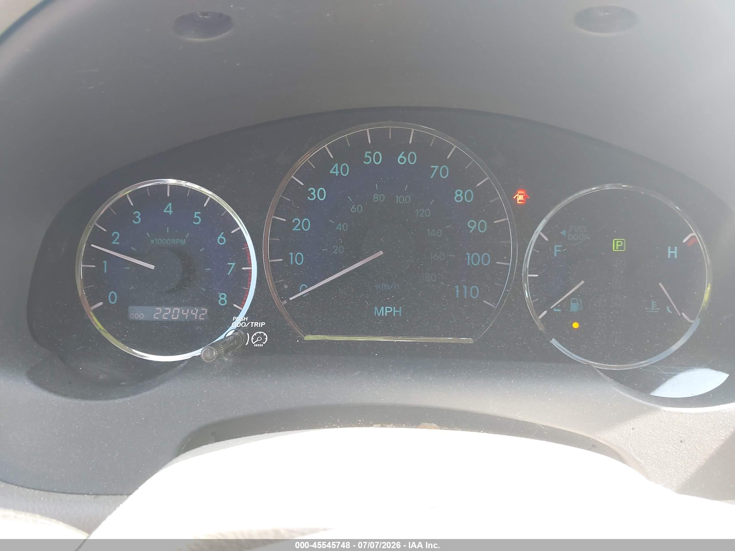 2010 Toyota Sienna Xle White vin: 5TDYK4CC2AS315827