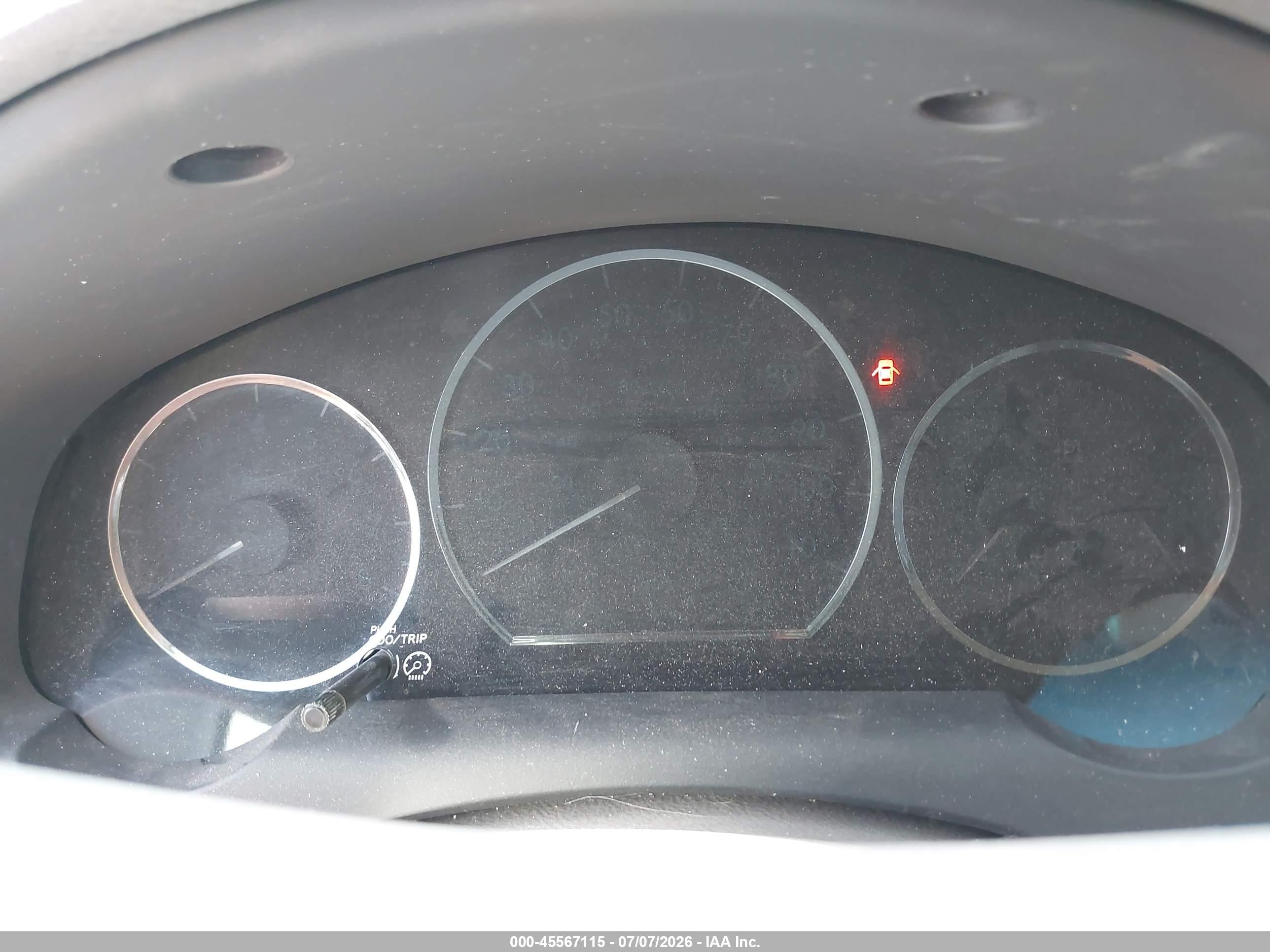 2010 Toyota Sienna Xle White vin: 5TDYK4CC2AS341182
