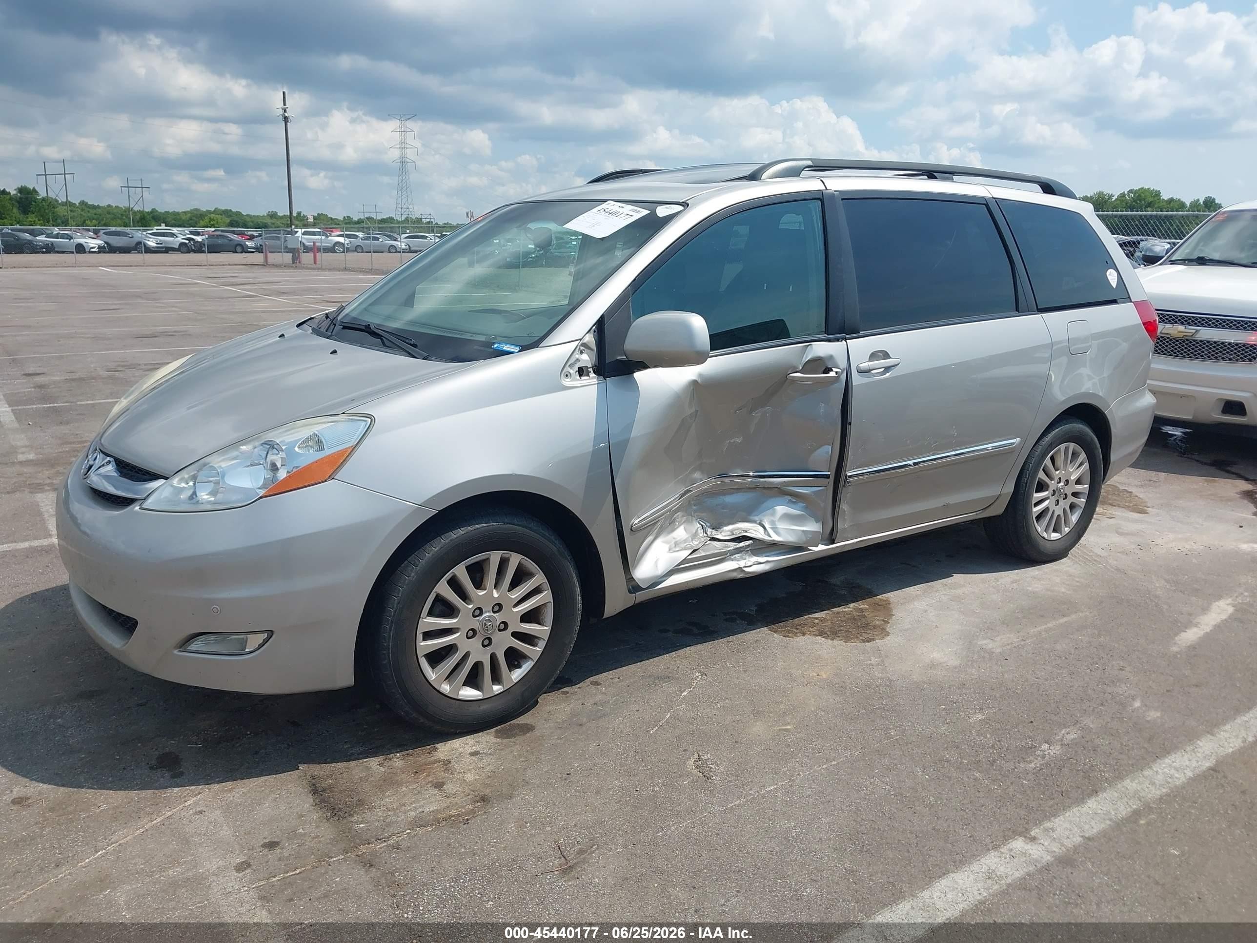 2010 Toyota Sienna Limited Tan vin: 5TDYK4CC3AS291330