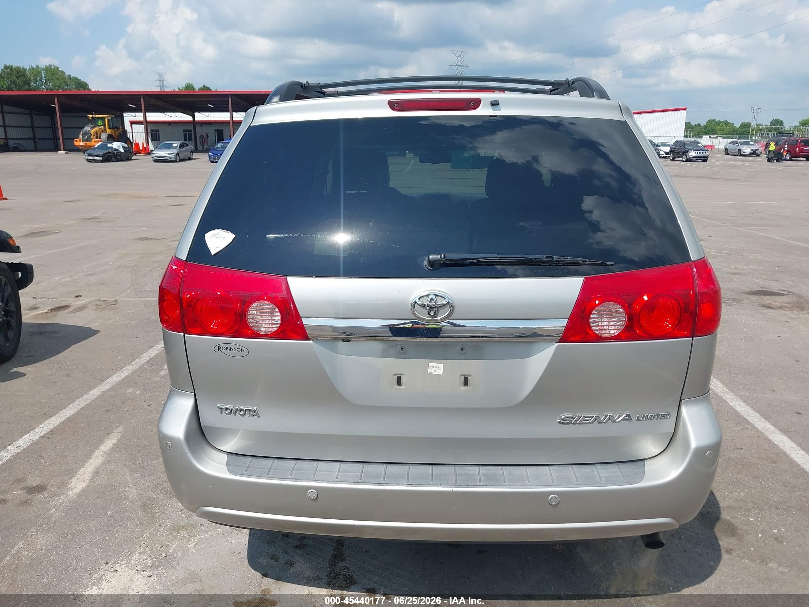 2010 Toyota Sienna Limited Tan vin: 5TDYK4CC3AS291330