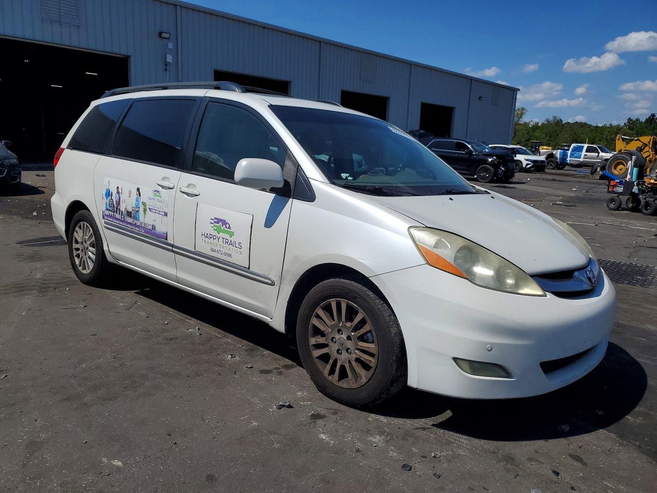 2010 Toyota Sienna Xle Limited White vin: 5TDYK4CC3AS298956