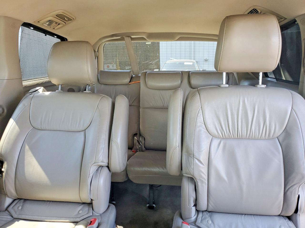 2010 Toyota Sienna Xle Limited White vin: 5TDYK4CC3AS298956