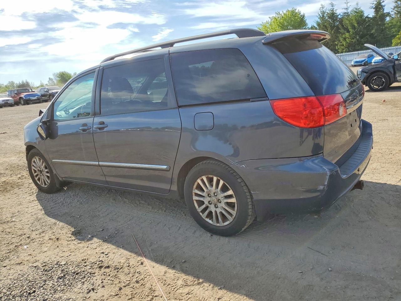 2010 Toyota Sienna Xle Gray vin: 5TDYK4CC3AS299038