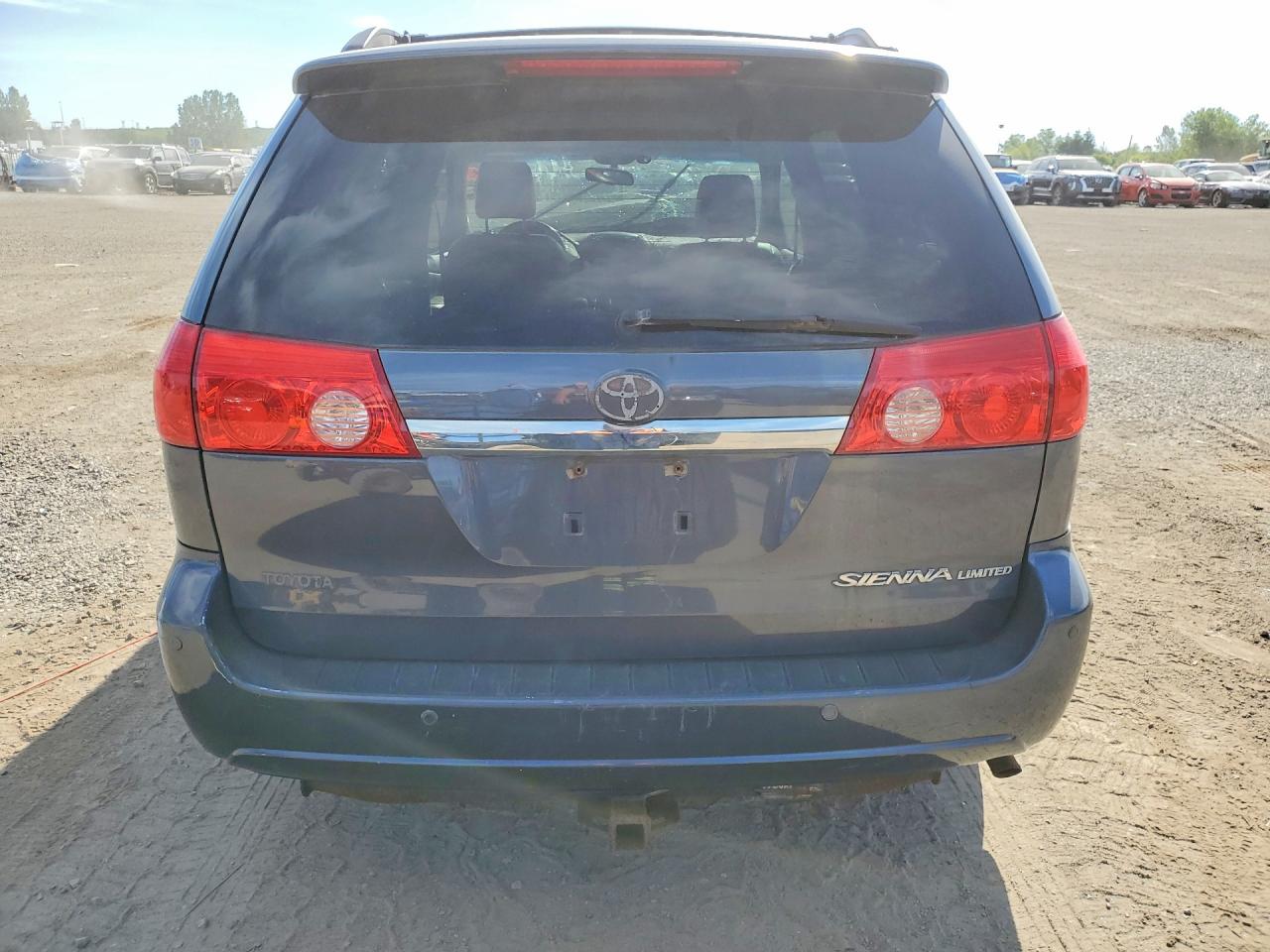 2010 Toyota Sienna Xle Gray vin: 5TDYK4CC3AS299038