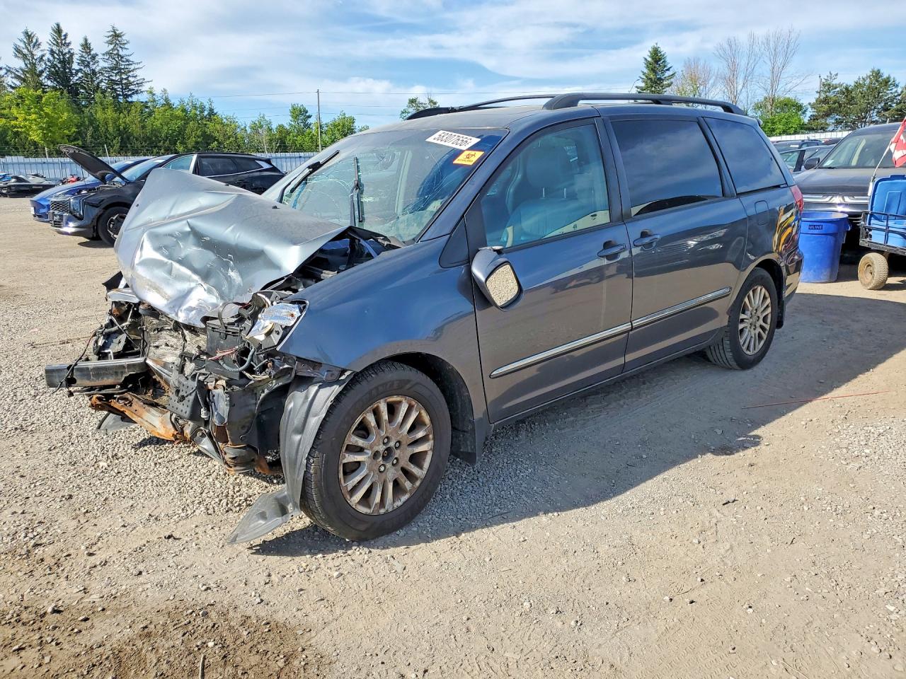 2010 Toyota Sienna Xle Gray vin: 5TDYK4CC3AS299038