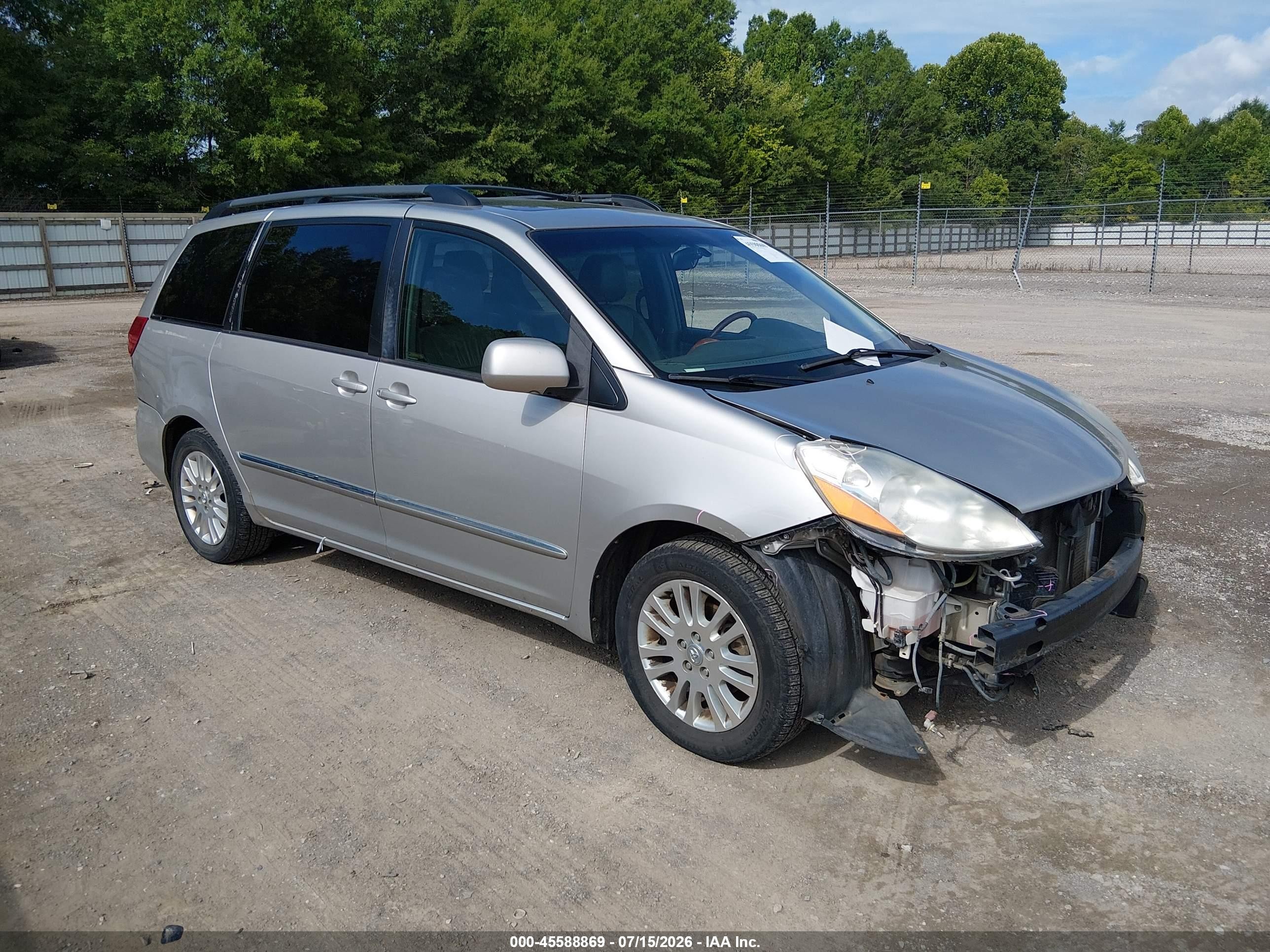 2010 Toyota Sienna Limited Silver vin: 5TDYK4CC3AS337500