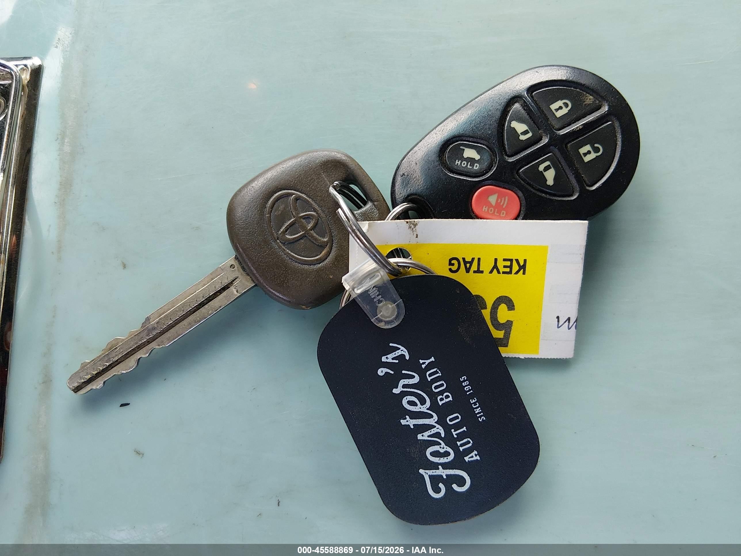 2010 Toyota Sienna Limited Silver vin: 5TDYK4CC3AS337500