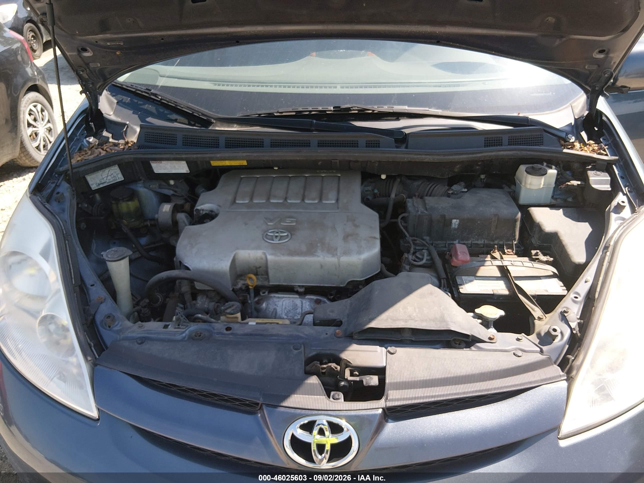 2010 Toyota Sienna Xle Gray vin: 5TDYK4CC3AS340395