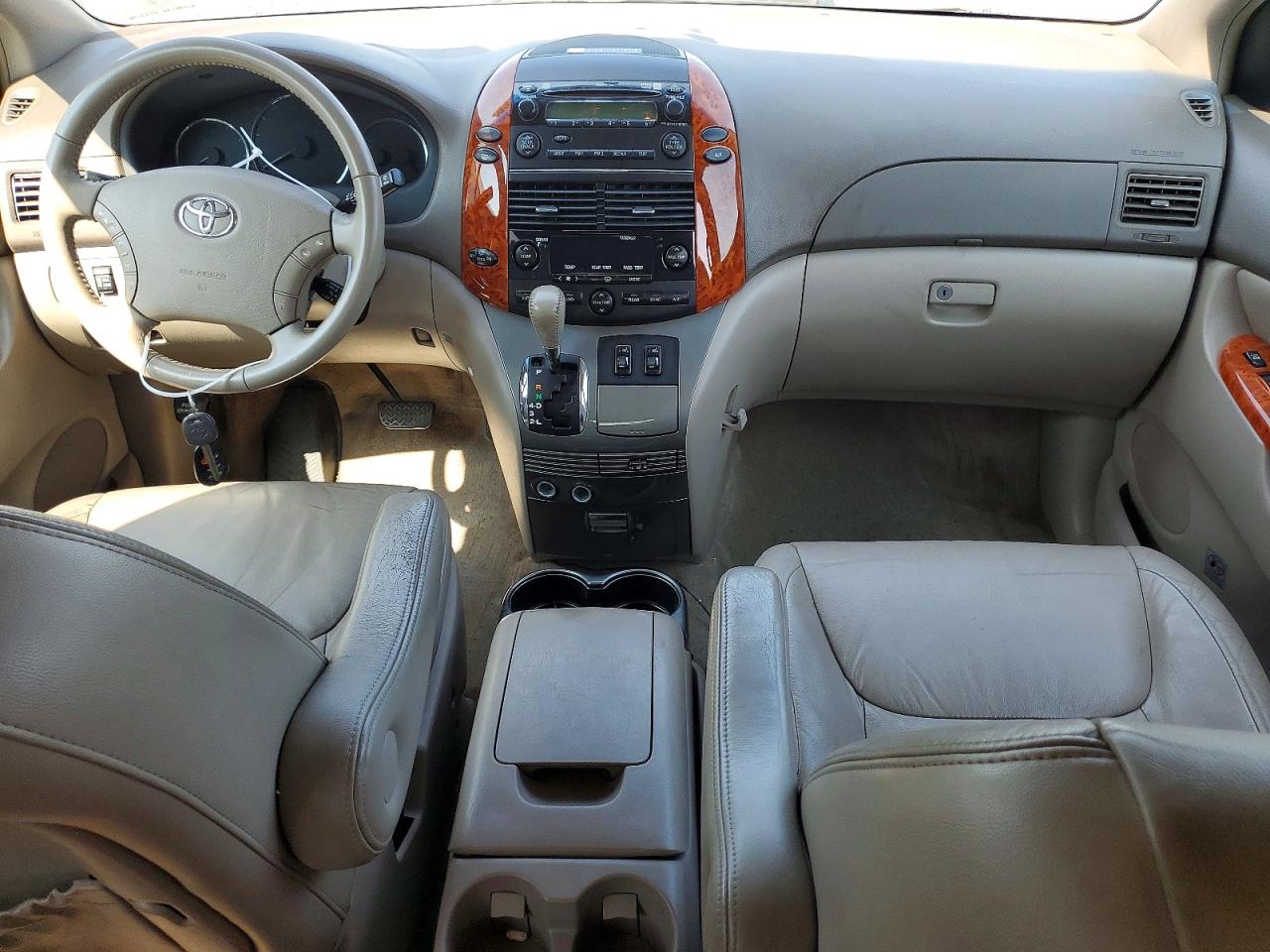2010 Toyota Sienna Xle Black vin: 5TDYK4CC4AS306112