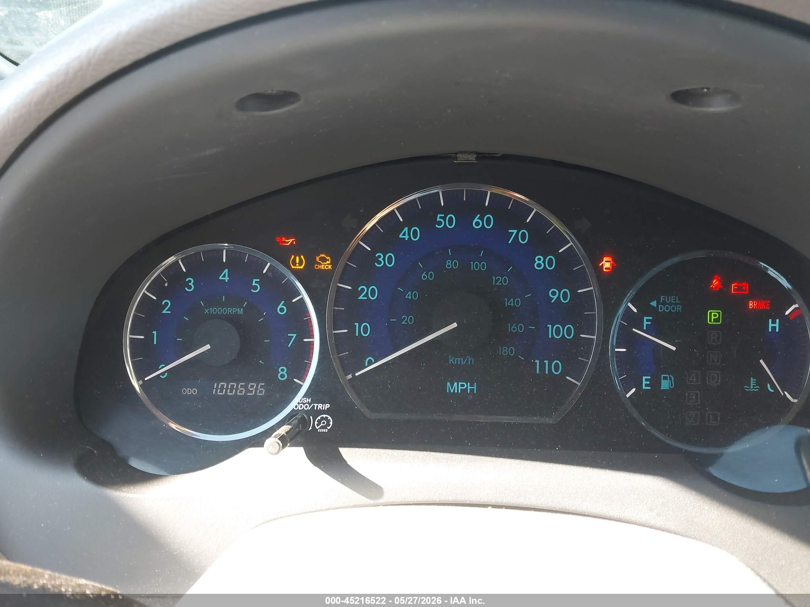2010 Toyota Sienna Xle Серебряный vin: 5TDYK4CC4AS318843