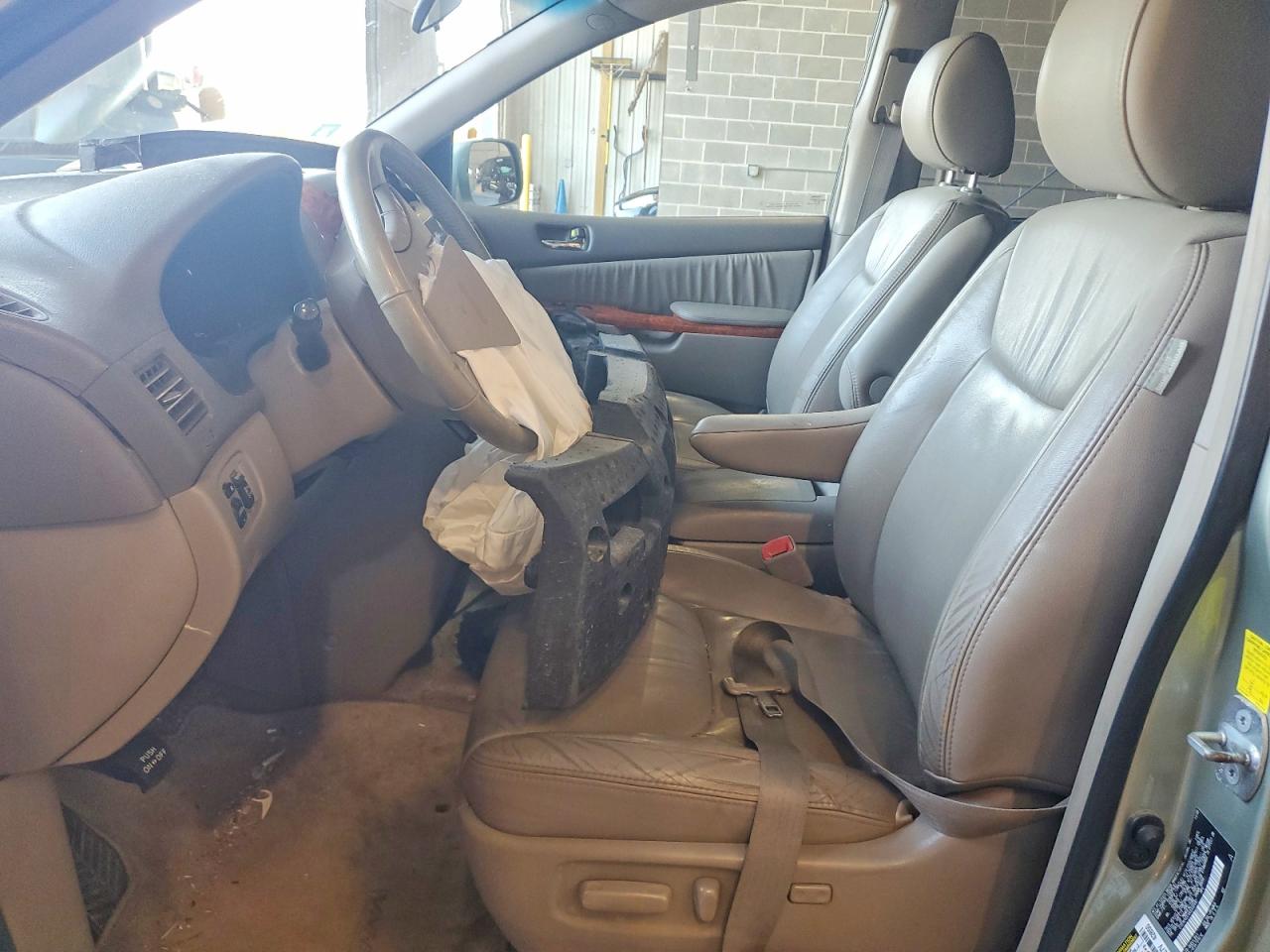 2010 Toyota Sienna Xle Зеленый vin: 5TDYK4CC4AS332497