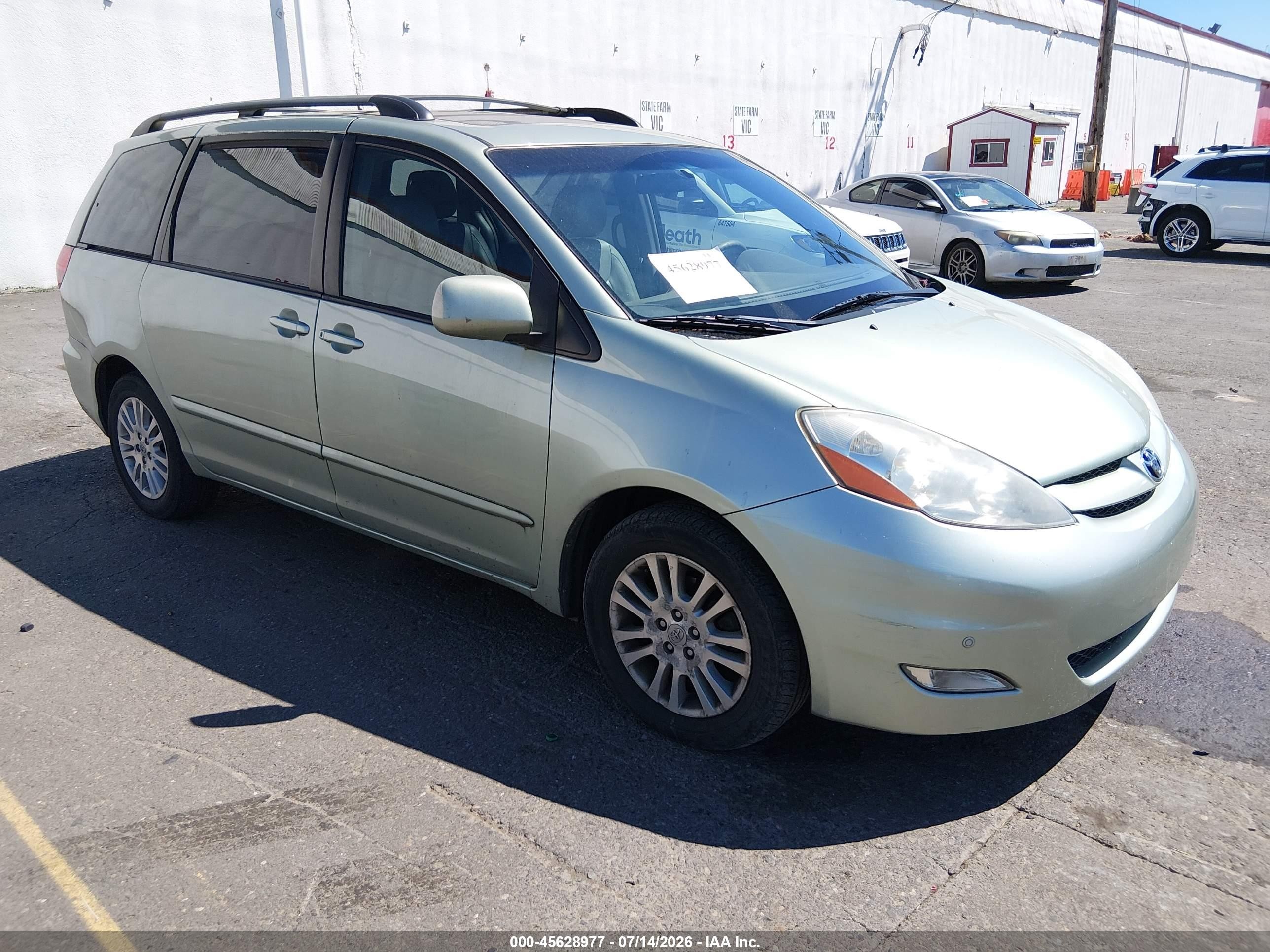 2010 Toyota Sienna Xle Green vin: 5TDYK4CC5AS290499
