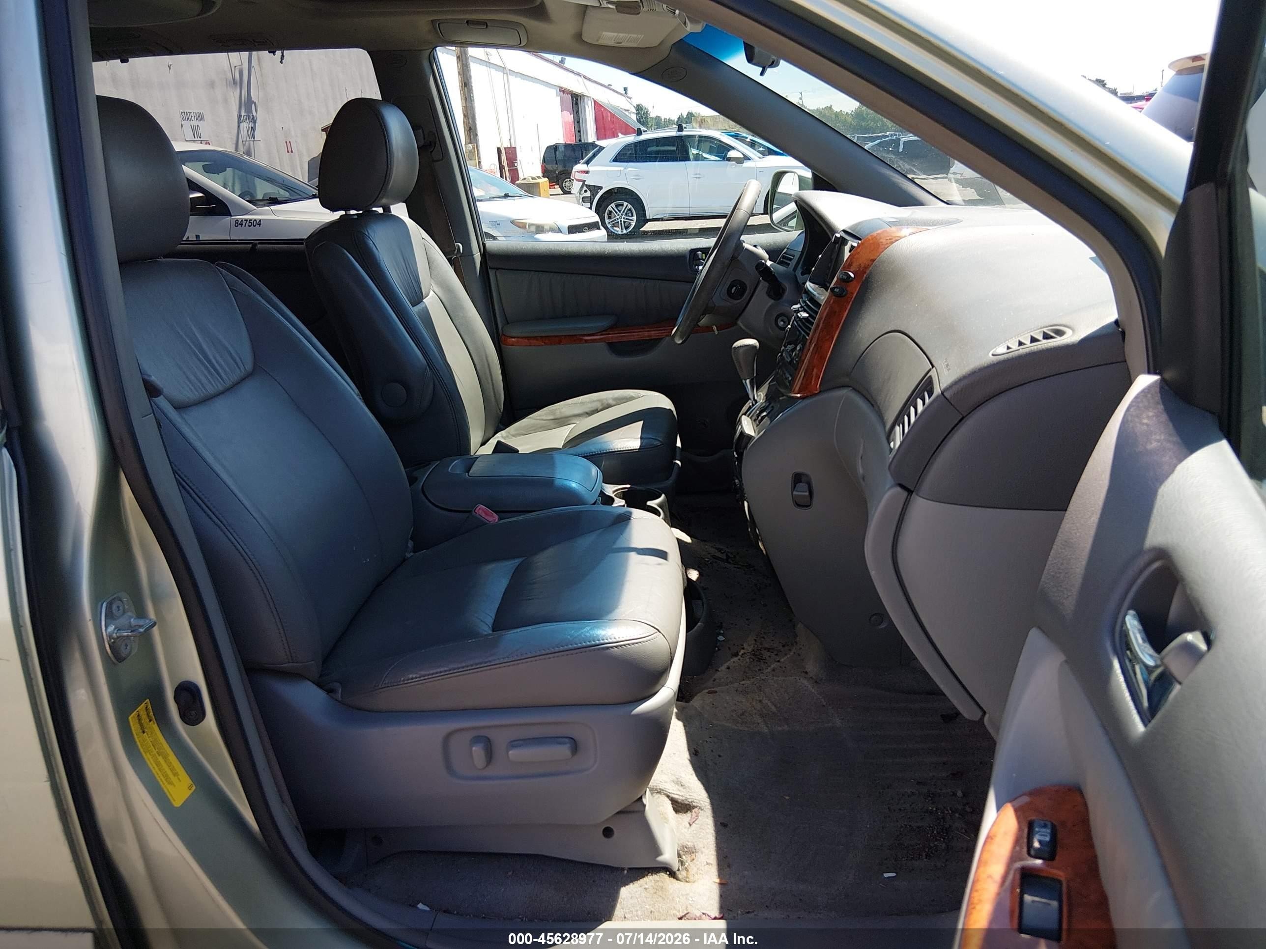 2010 Toyota Sienna Xle Green vin: 5TDYK4CC5AS290499