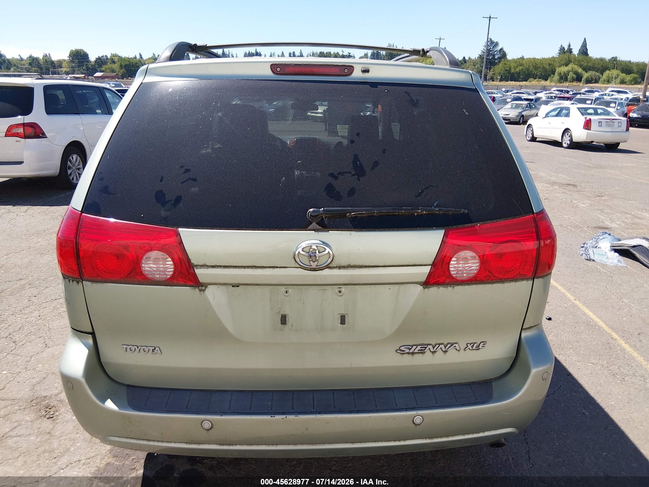 2010 Toyota Sienna Xle Green vin: 5TDYK4CC5AS290499