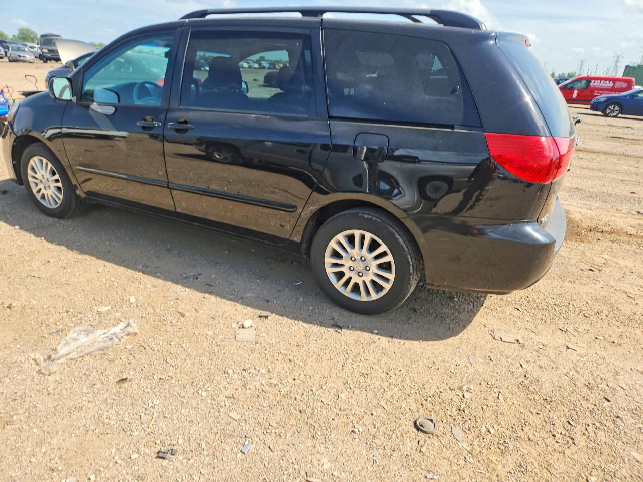 2010 Toyota Sienna Xle Черный vin: 5TDYK4CC5AS318902