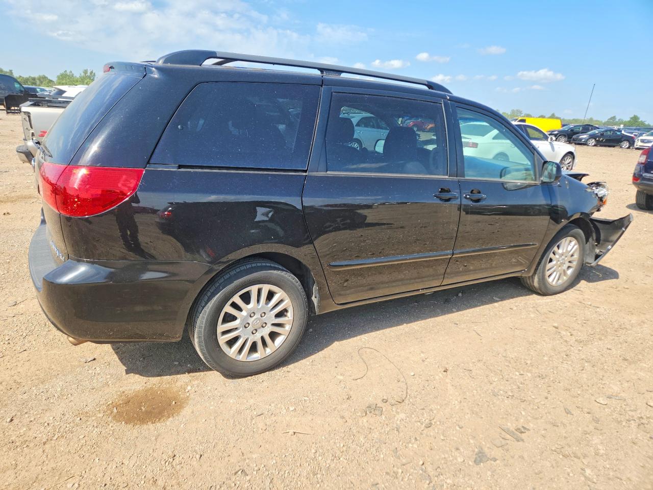 2010 Toyota Sienna Xle Черный vin: 5TDYK4CC5AS318902