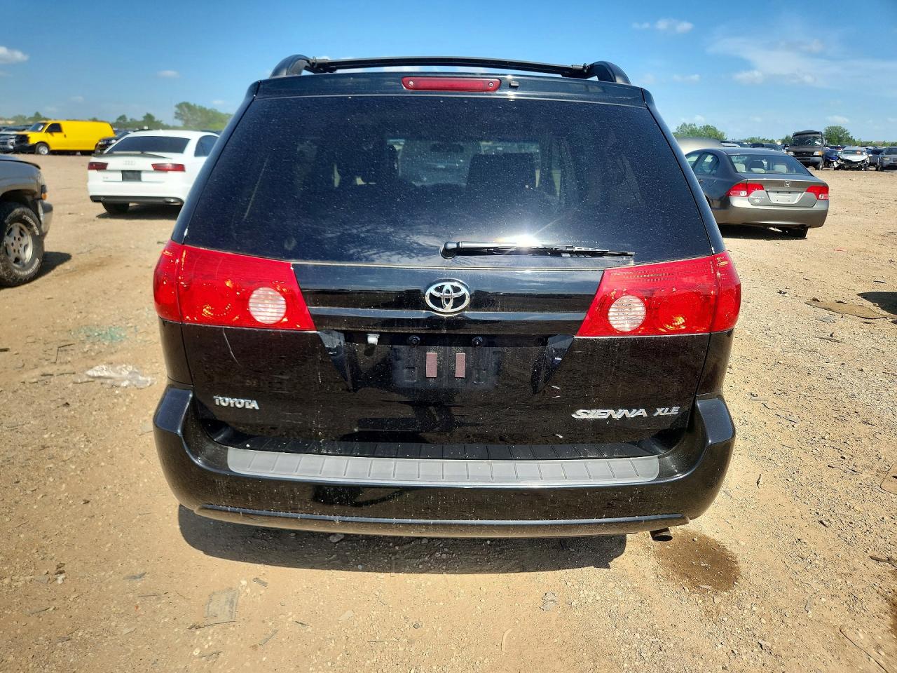 2010 Toyota Sienna Xle Черный vin: 5TDYK4CC5AS318902