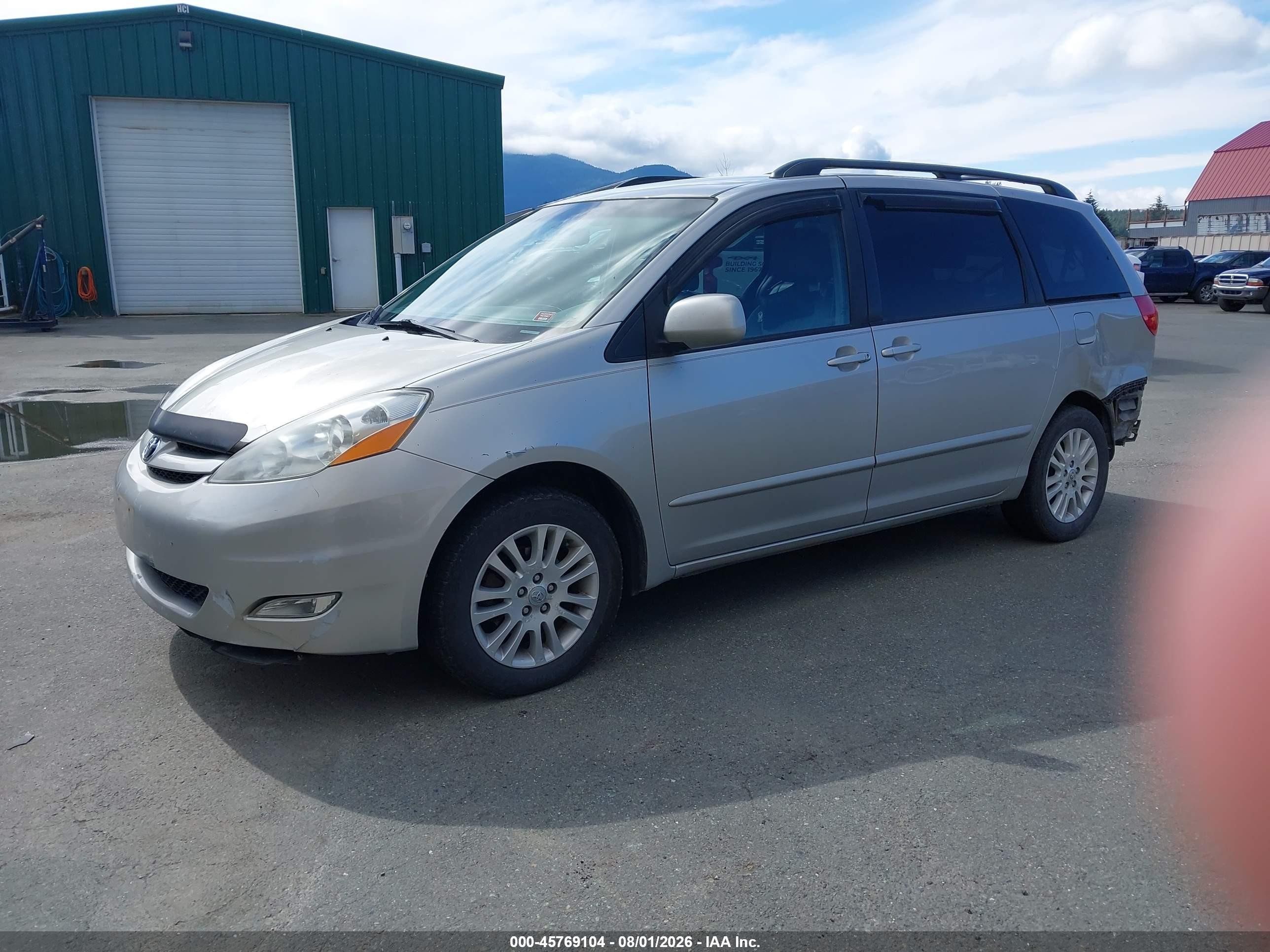 2010 Toyota Sienna Xle Beige vin: 5TDYK4CC7AS310137