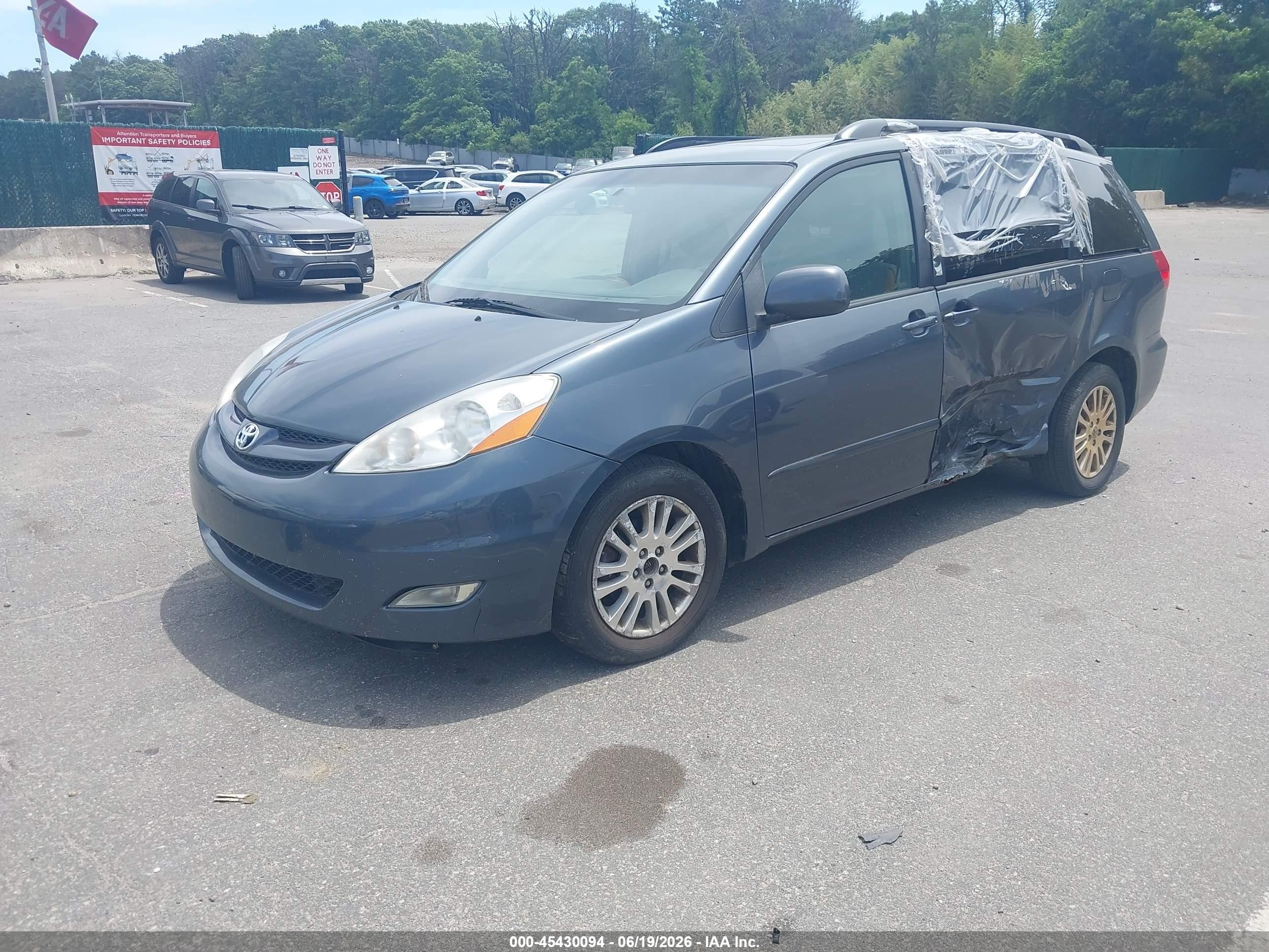 2010 Toyota Sienna Xle Blue vin: 5TDYK4CC7AS337726